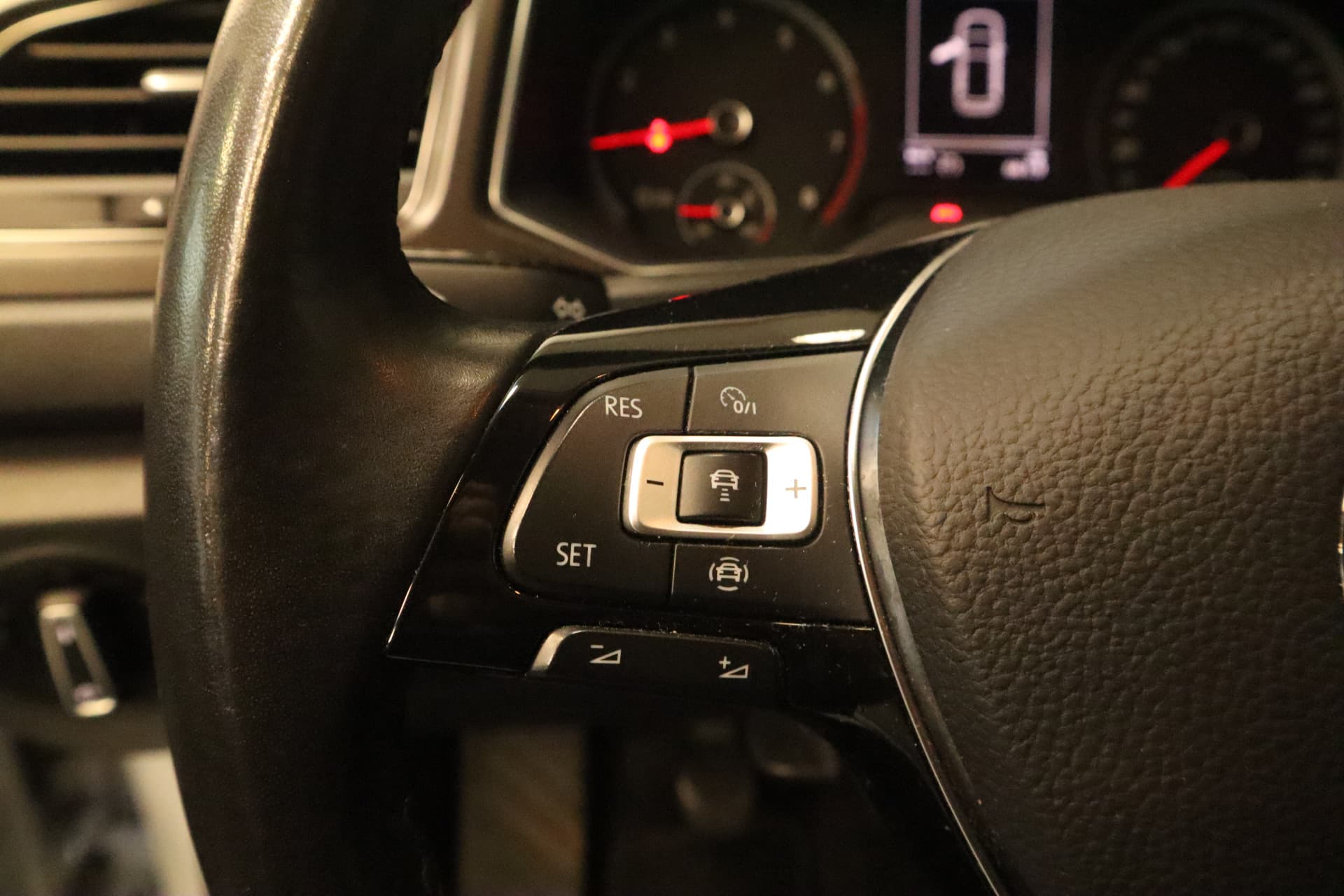 Volkswagen T-Roc 1.0 TSI Style thumbnail 7