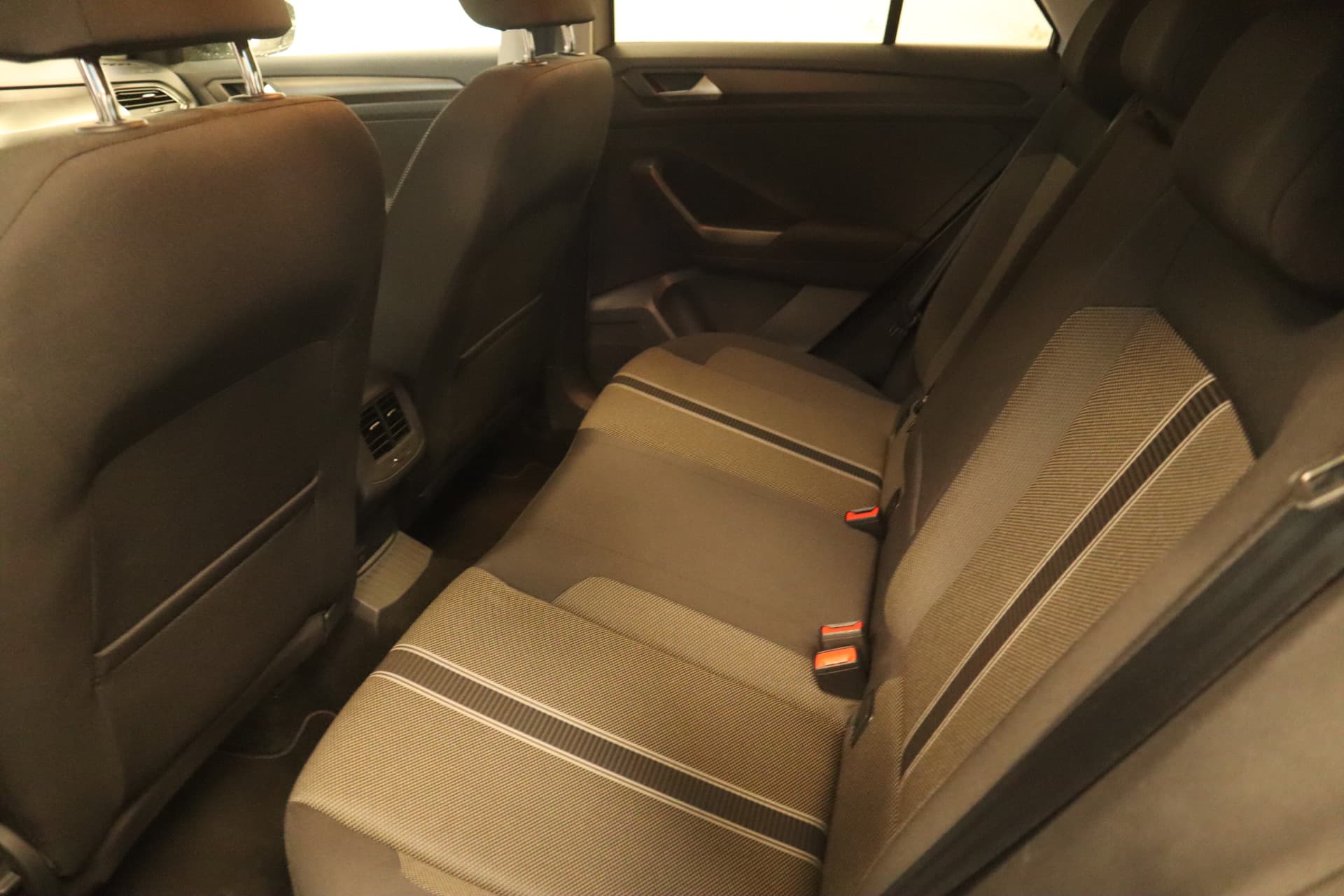 Volkswagen T-Roc 1.0 TSI Style thumbnail 18