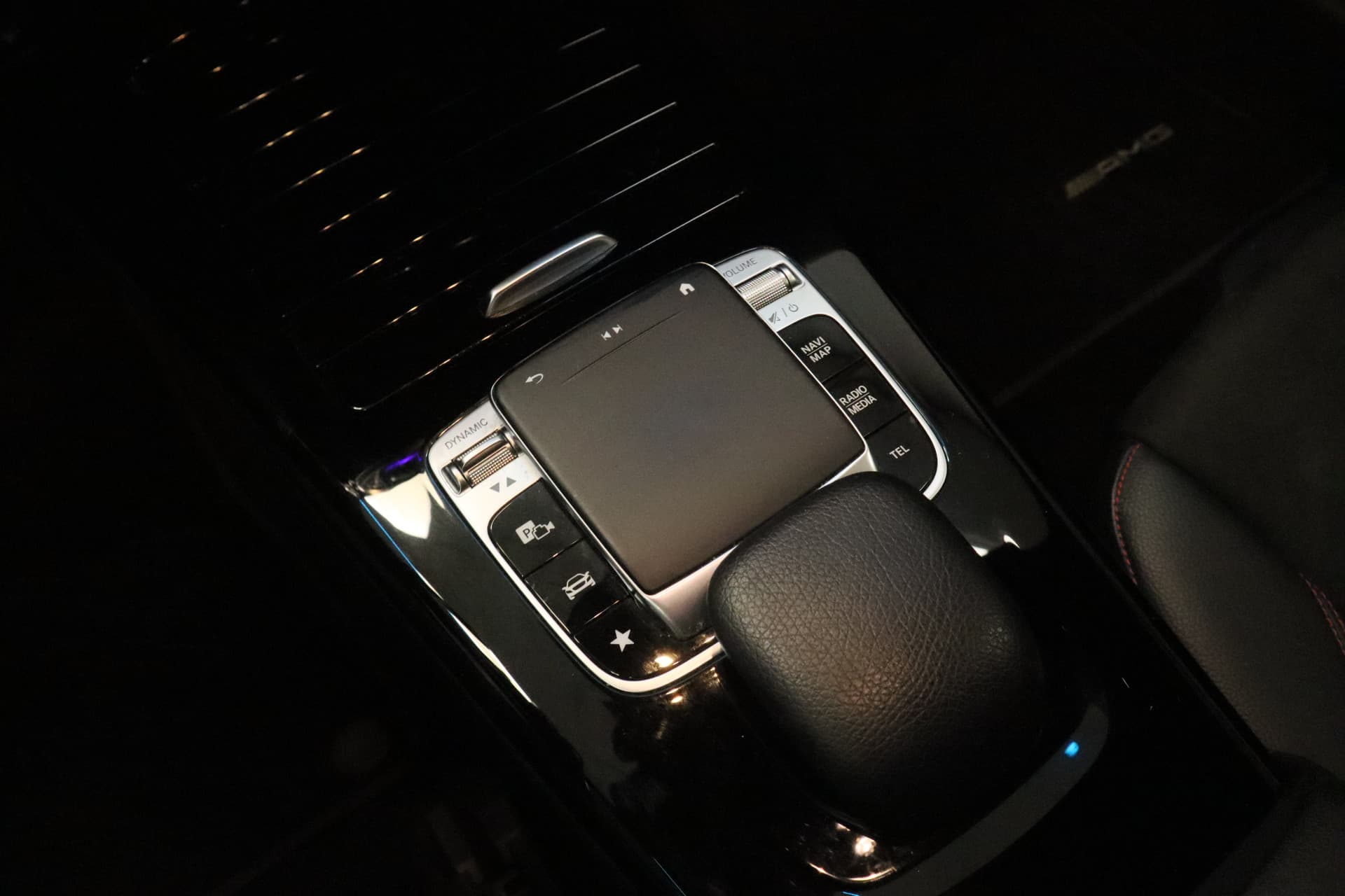 Mercedes-Benz A-Klasse 220 Premium Plus AMG thumbnail 10