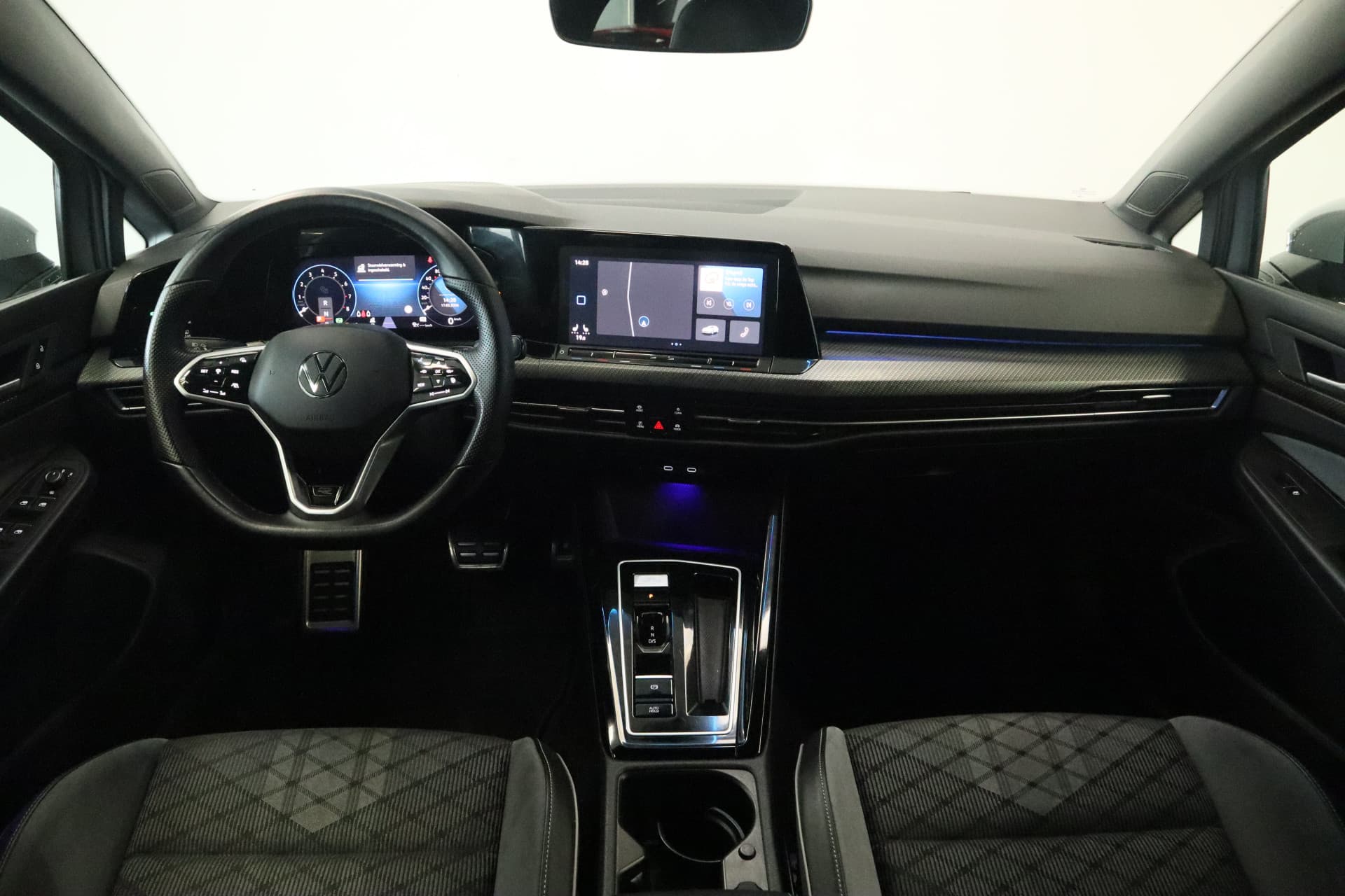 Volkswagen Golf 1.5 eTSI R-Line Business thumbnail 6