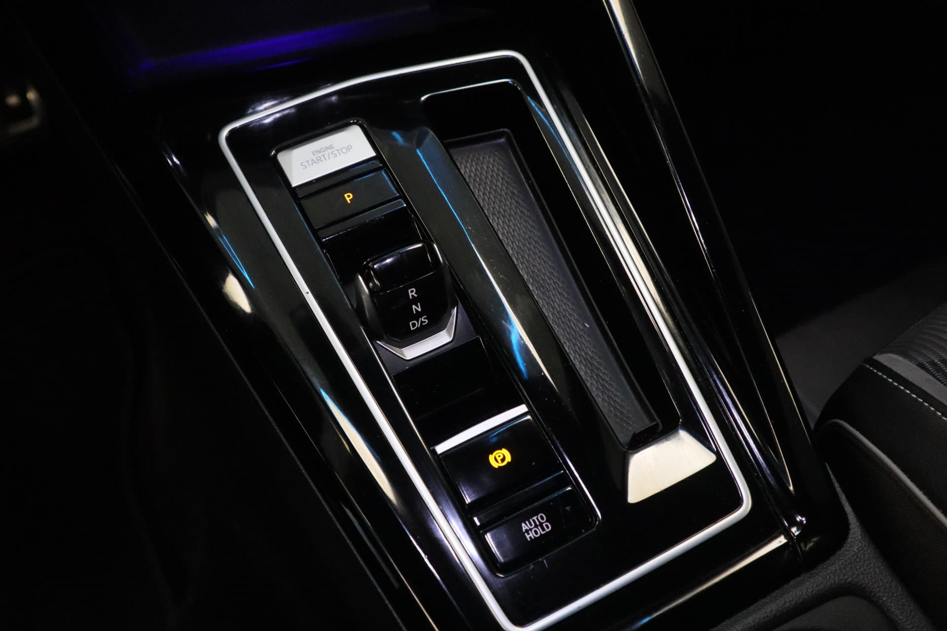 Volkswagen Golf 1.5 eTSI R-Line Business thumbnail 11