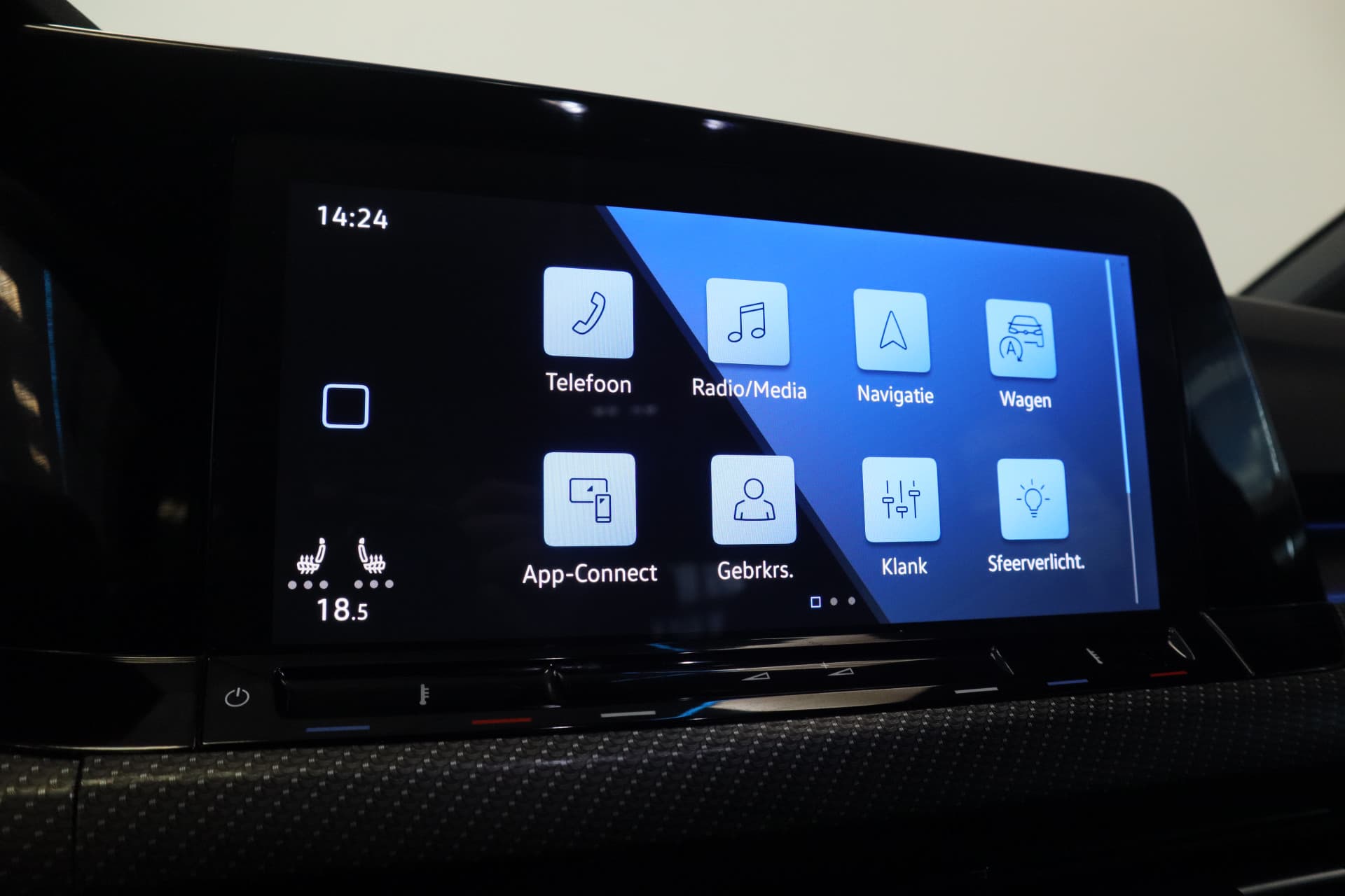 Volkswagen Golf 1.5 eTSI R-Line Business thumbnail 15