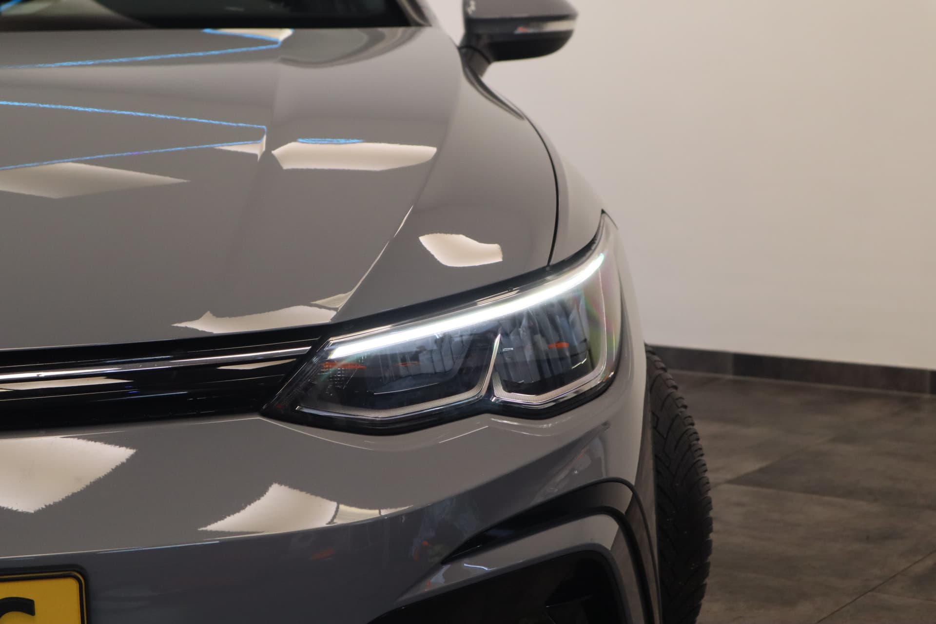 Volkswagen Golf 1.5 eTSI R-Line Business thumbnail 23