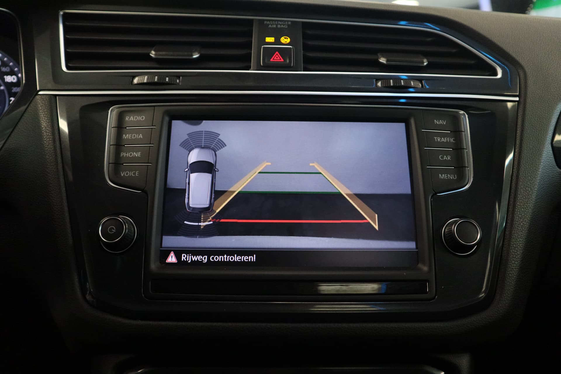 Volkswagen Tiguan 1.4 TSI ACT Connected Series thumbnail 12