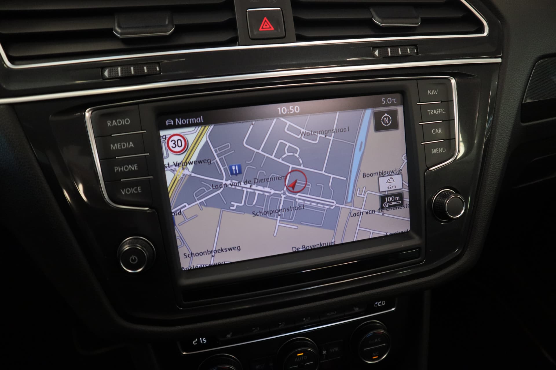 Volkswagen Tiguan 1.4 TSI ACT Connected Series thumbnail 13