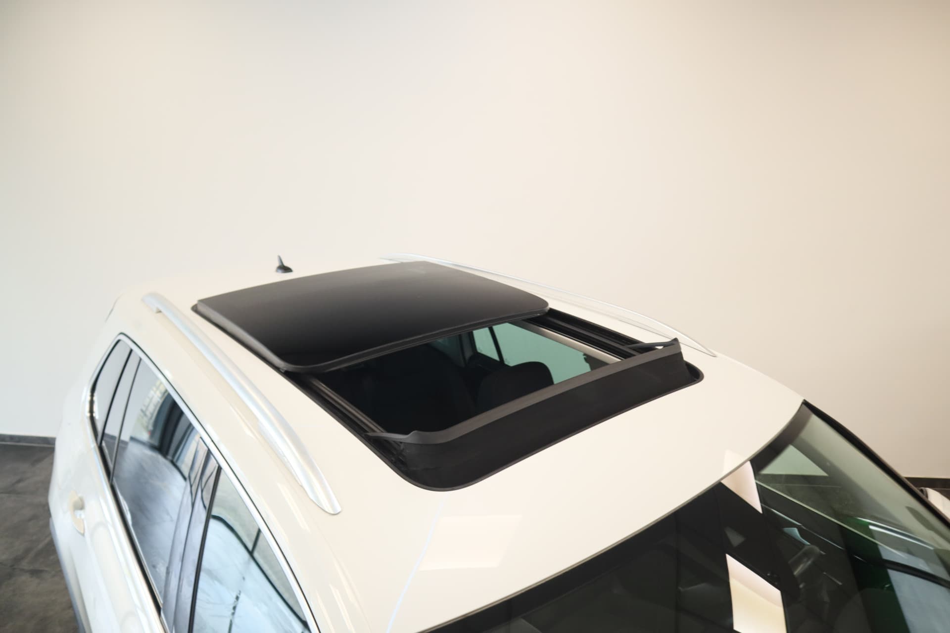 Volkswagen Tiguan 1.4 TSI ACT Connected Series thumbnail 18