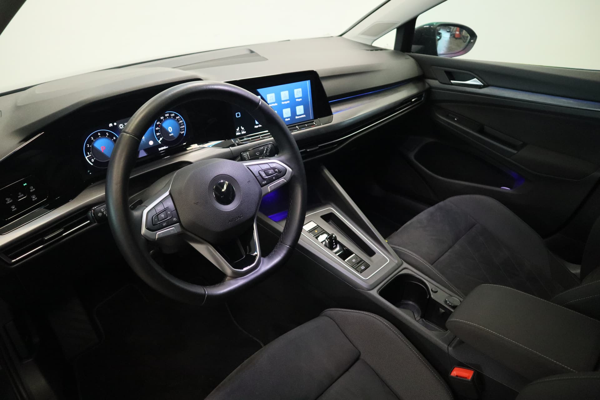 Volkswagen Golf 1.5 eTSI Style thumbnail 5