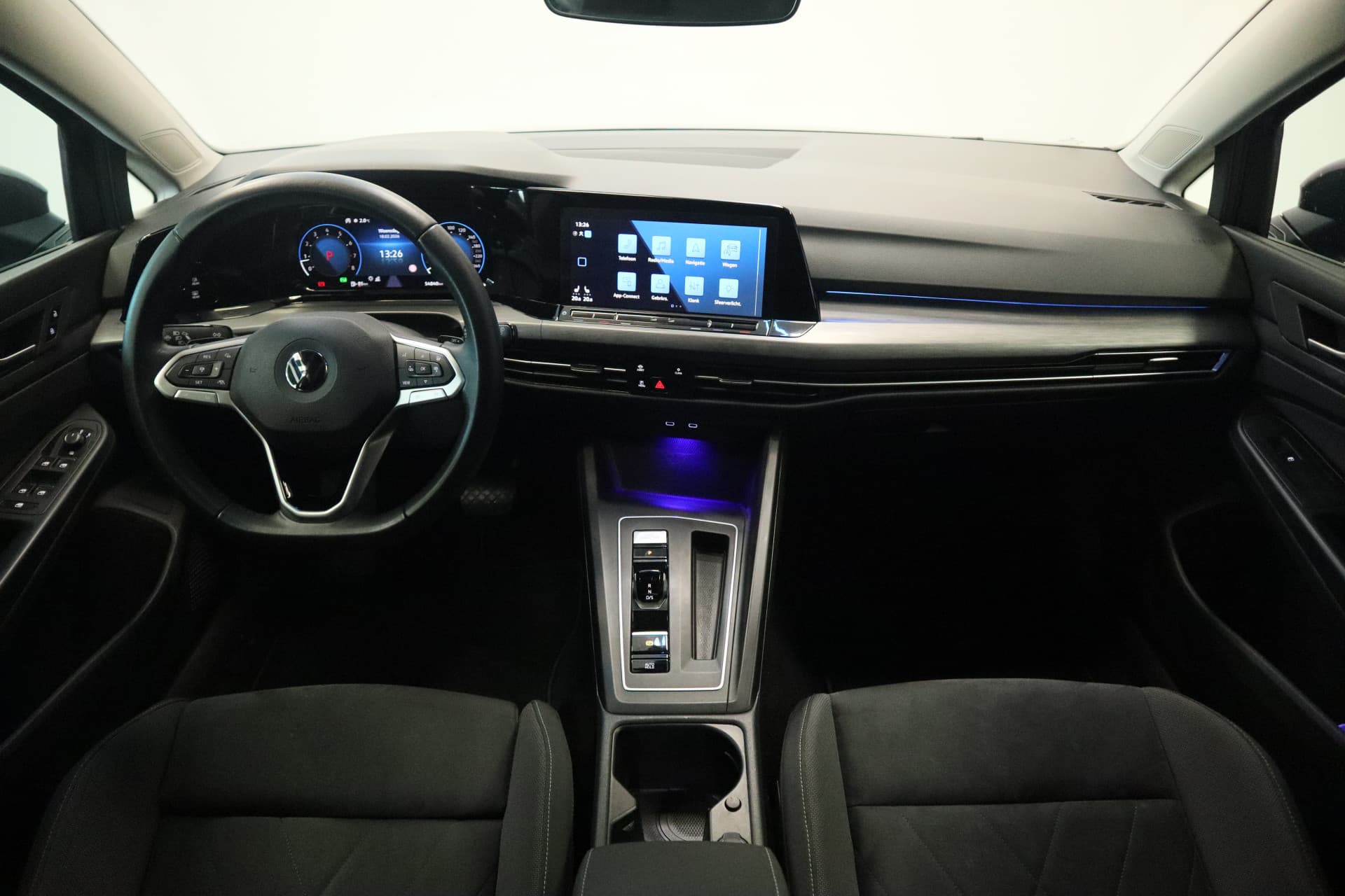 Volkswagen Golf 1.5 eTSI Style thumbnail 6