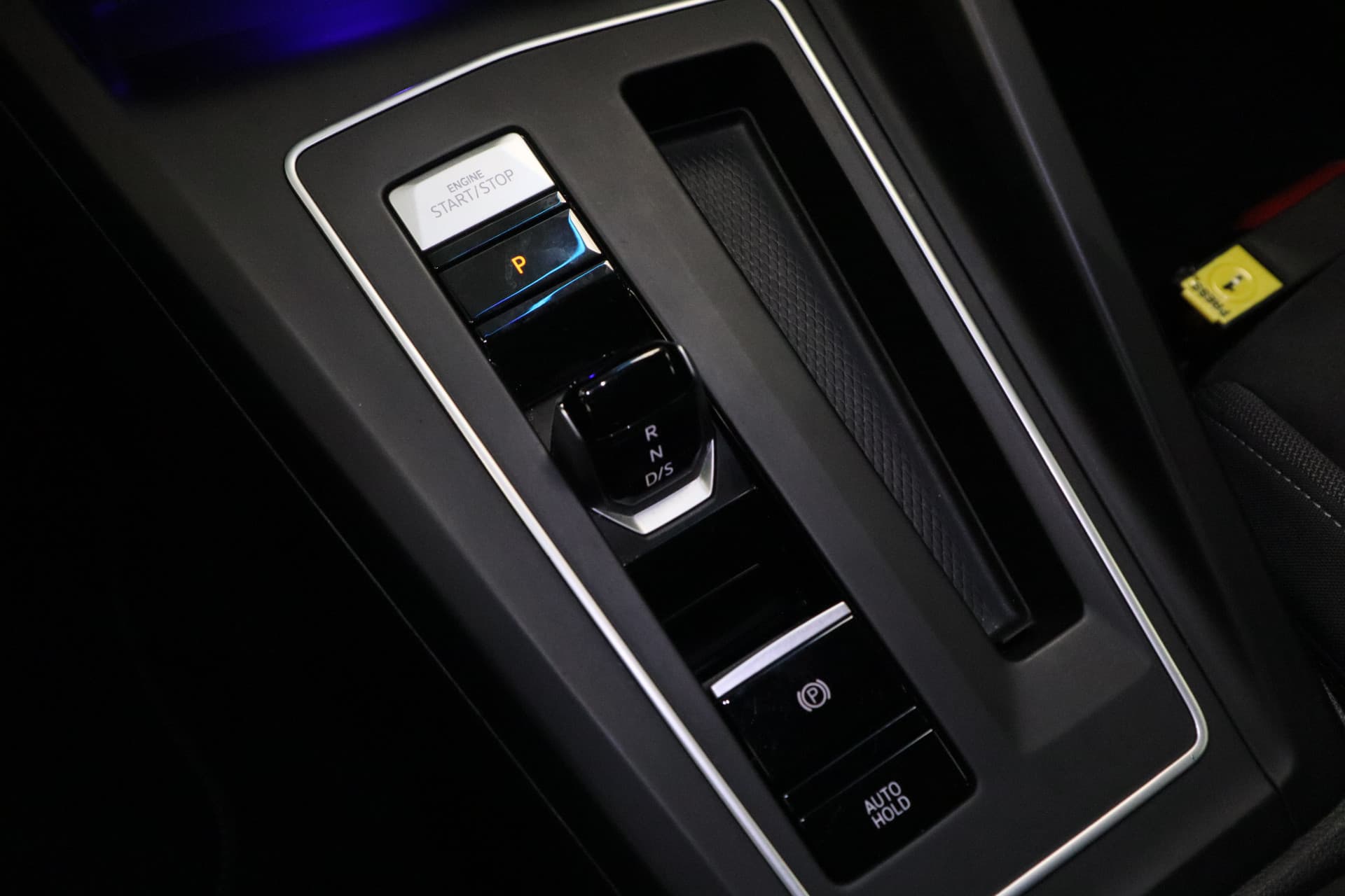 Volkswagen Golf 1.5 eTSI Style thumbnail 11