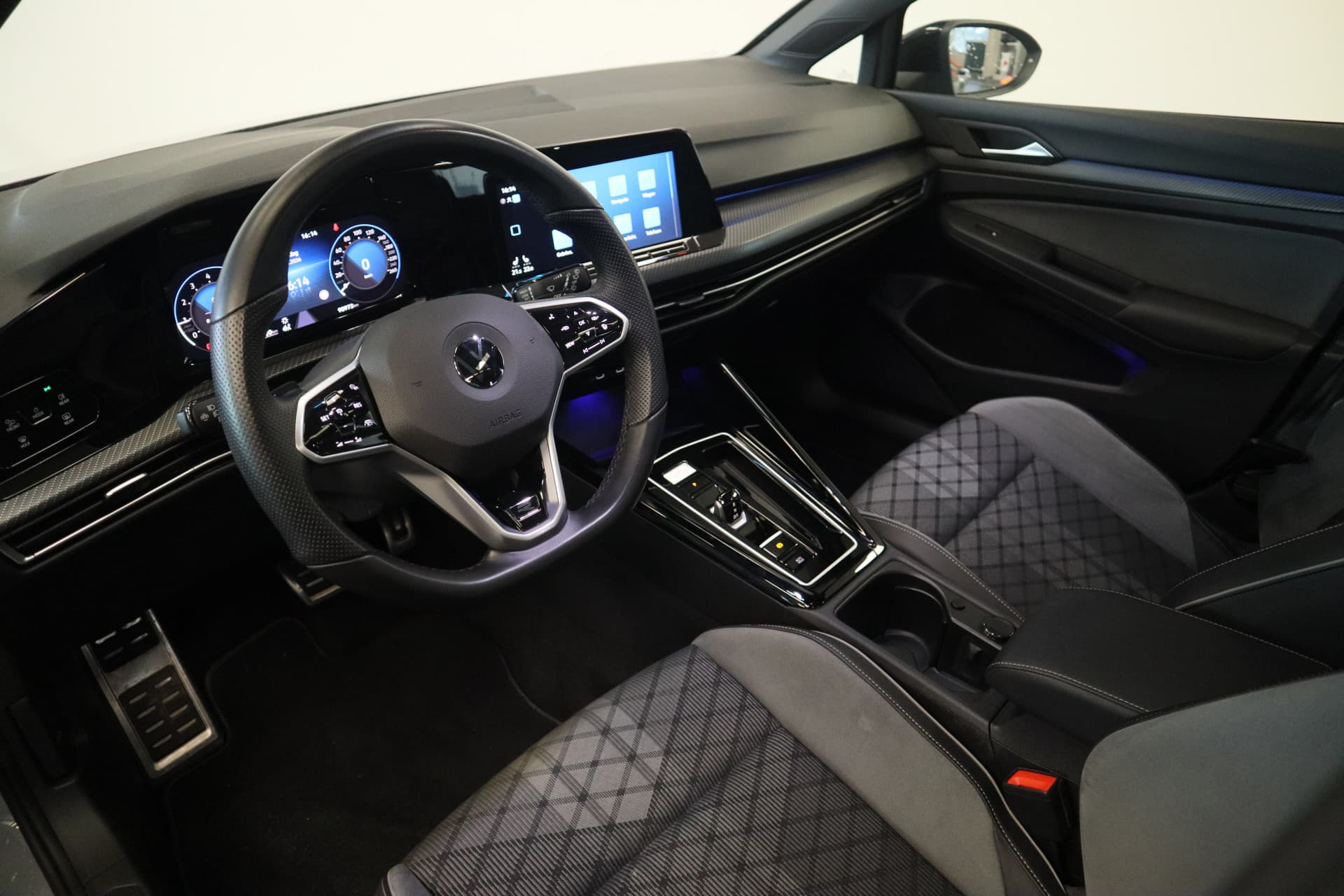 Volkswagen Golf 1.5 eTSI Style thumbnail 6