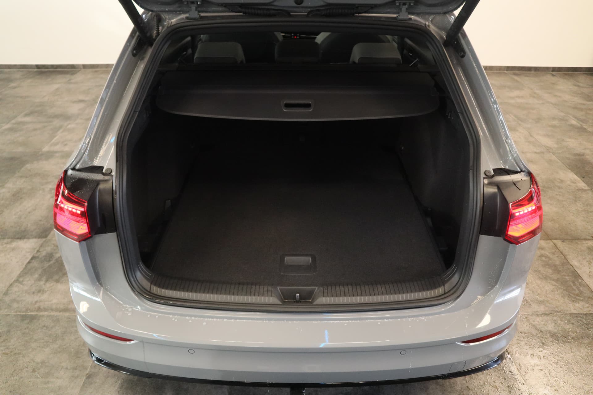 Volkswagen Golf 1.5 eTSI Style thumbnail 21