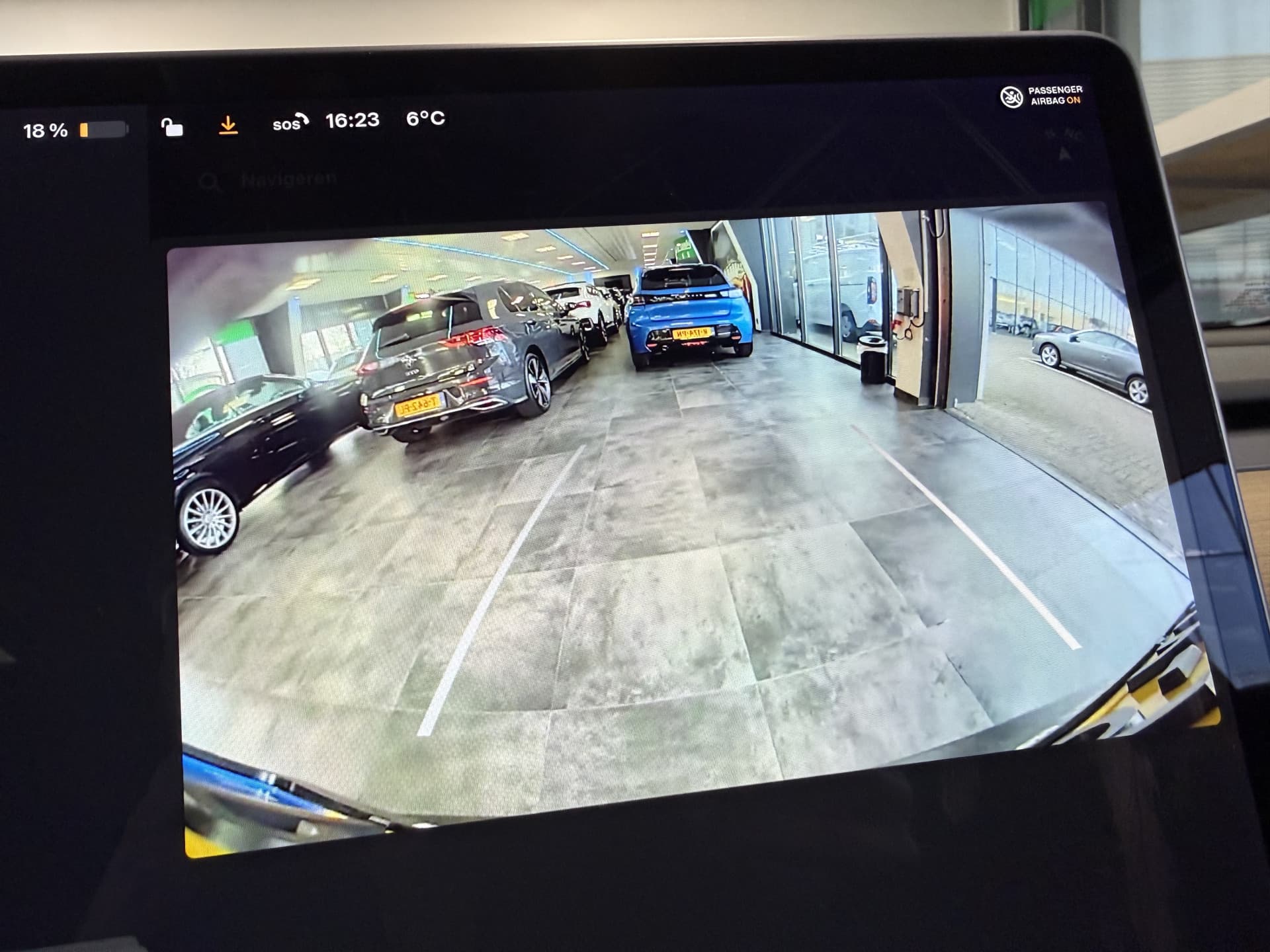 Tesla Model Y Long Range AWD 75 kWh thumbnail 10