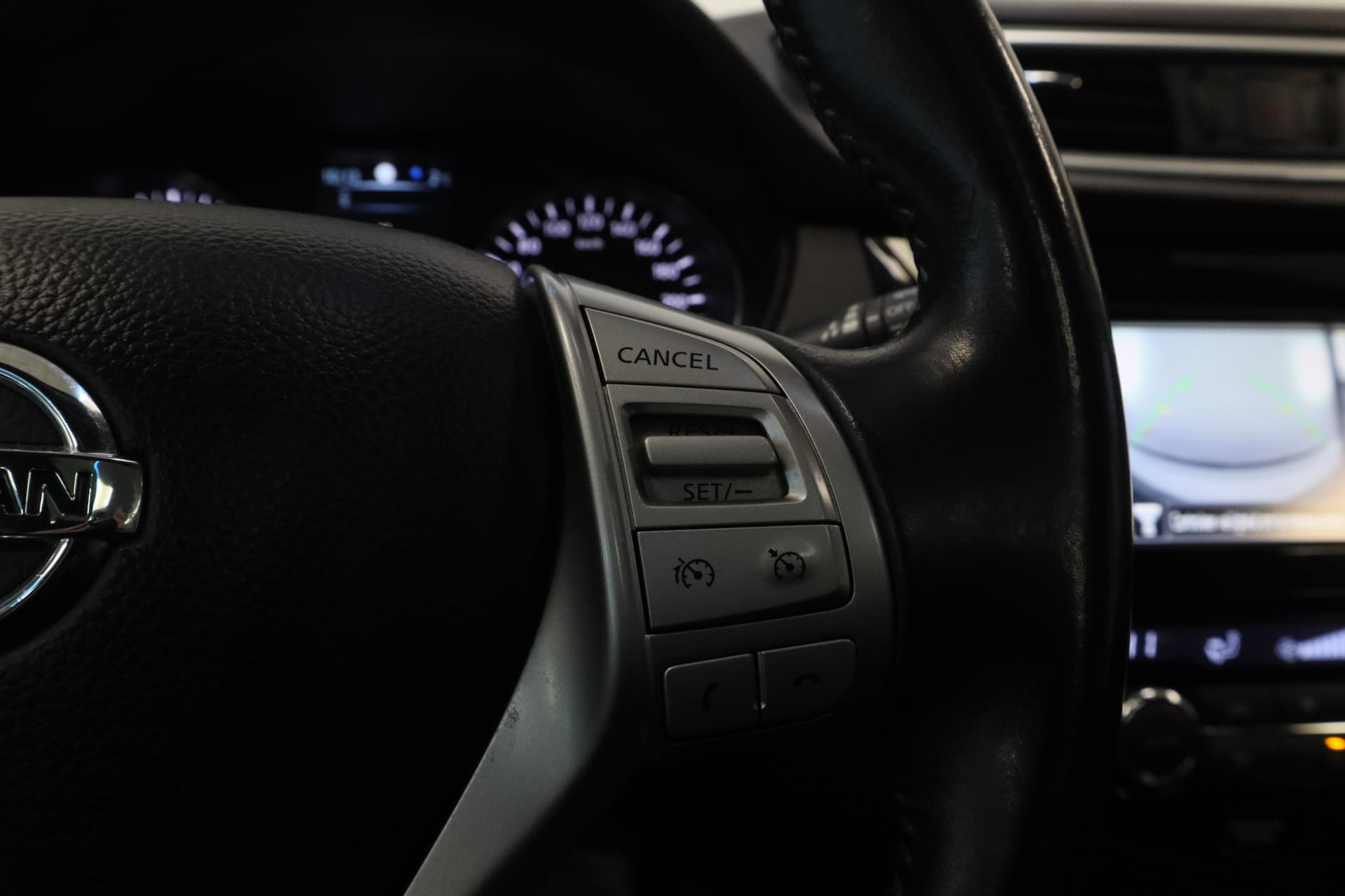 Nissan QASHQAI 1.2 N-Connecta thumbnail 9