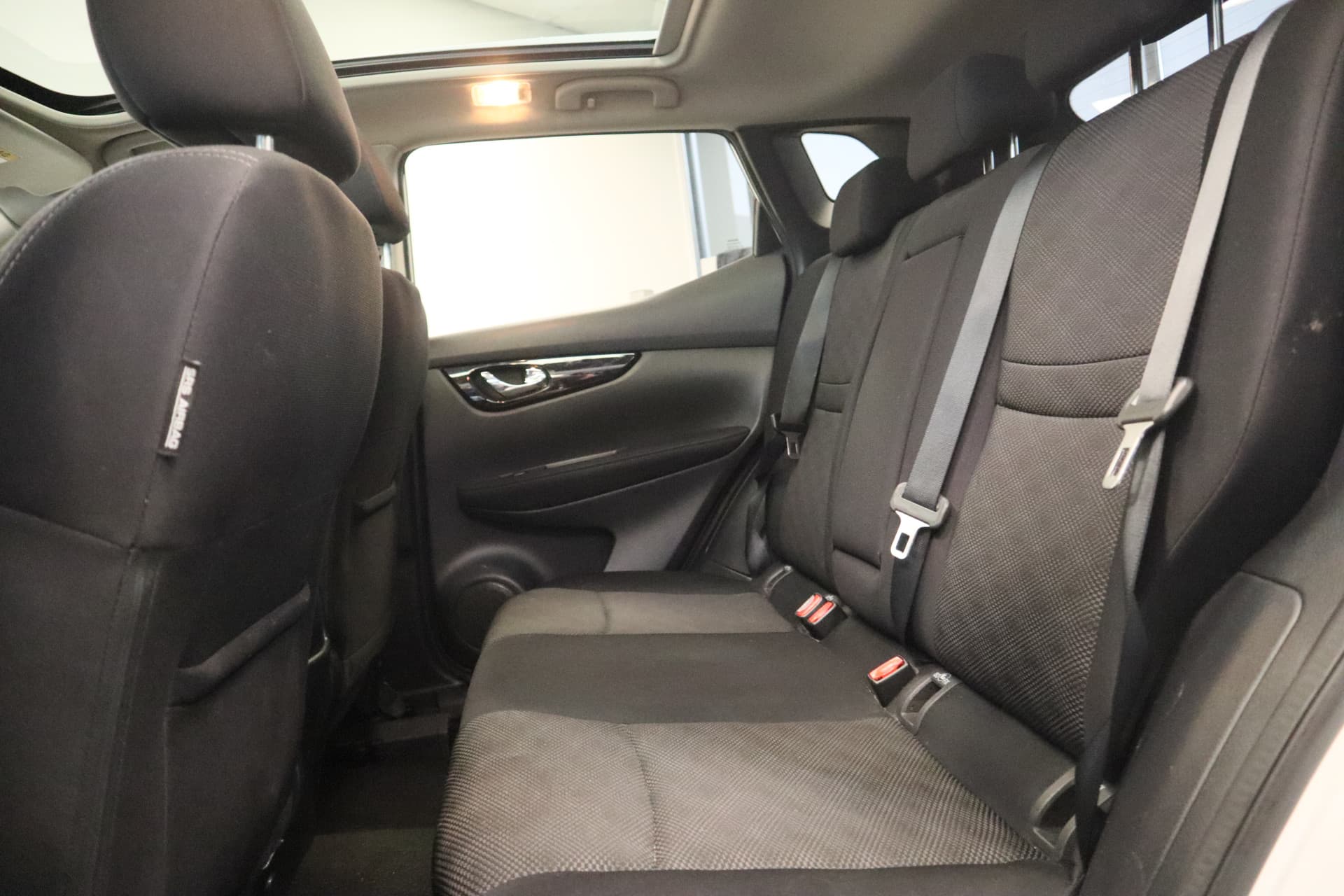 Nissan QASHQAI 1.2 N-Connecta thumbnail 17