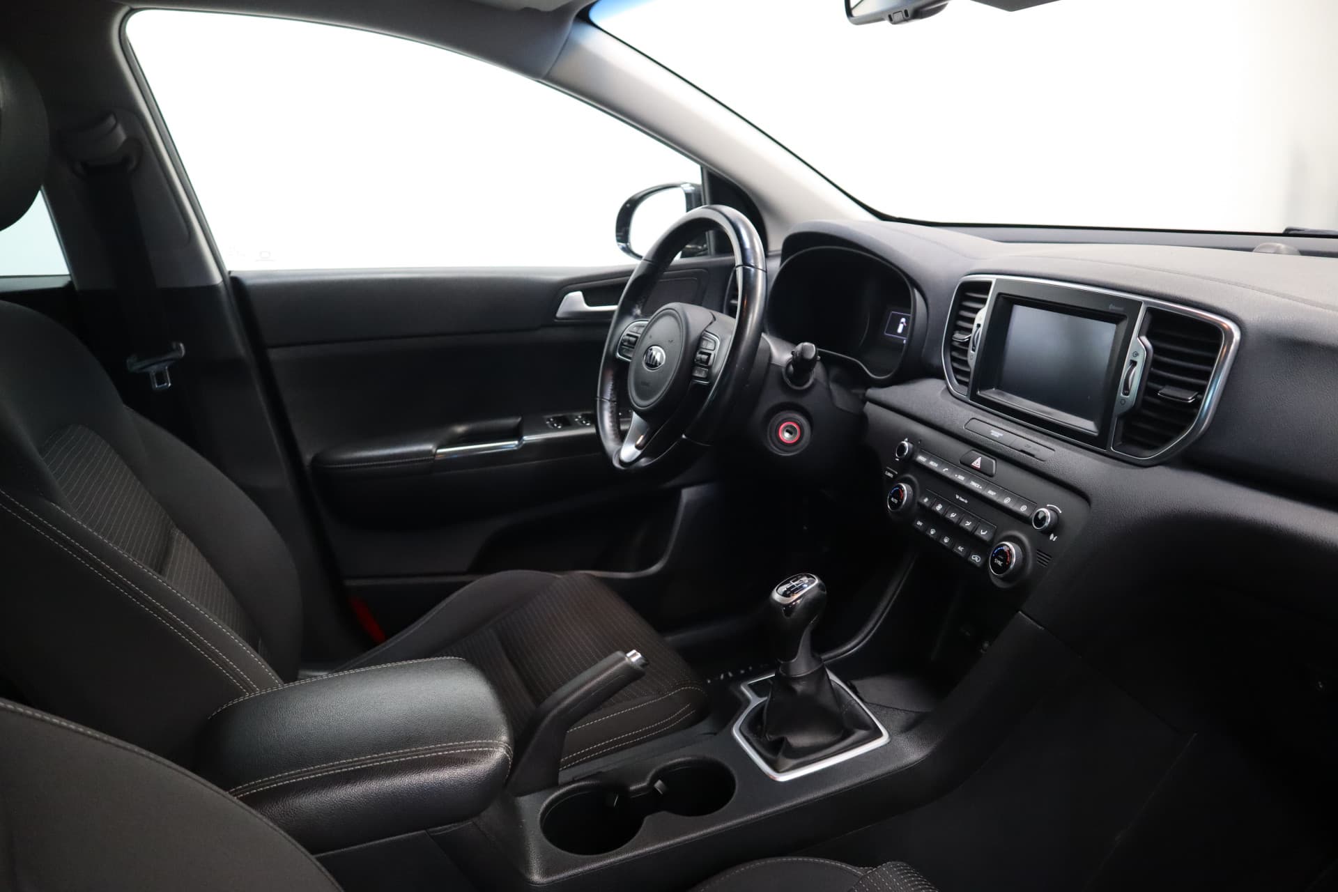 Kia Sportage 1.6 GDI DynamicLine thumbnail 6