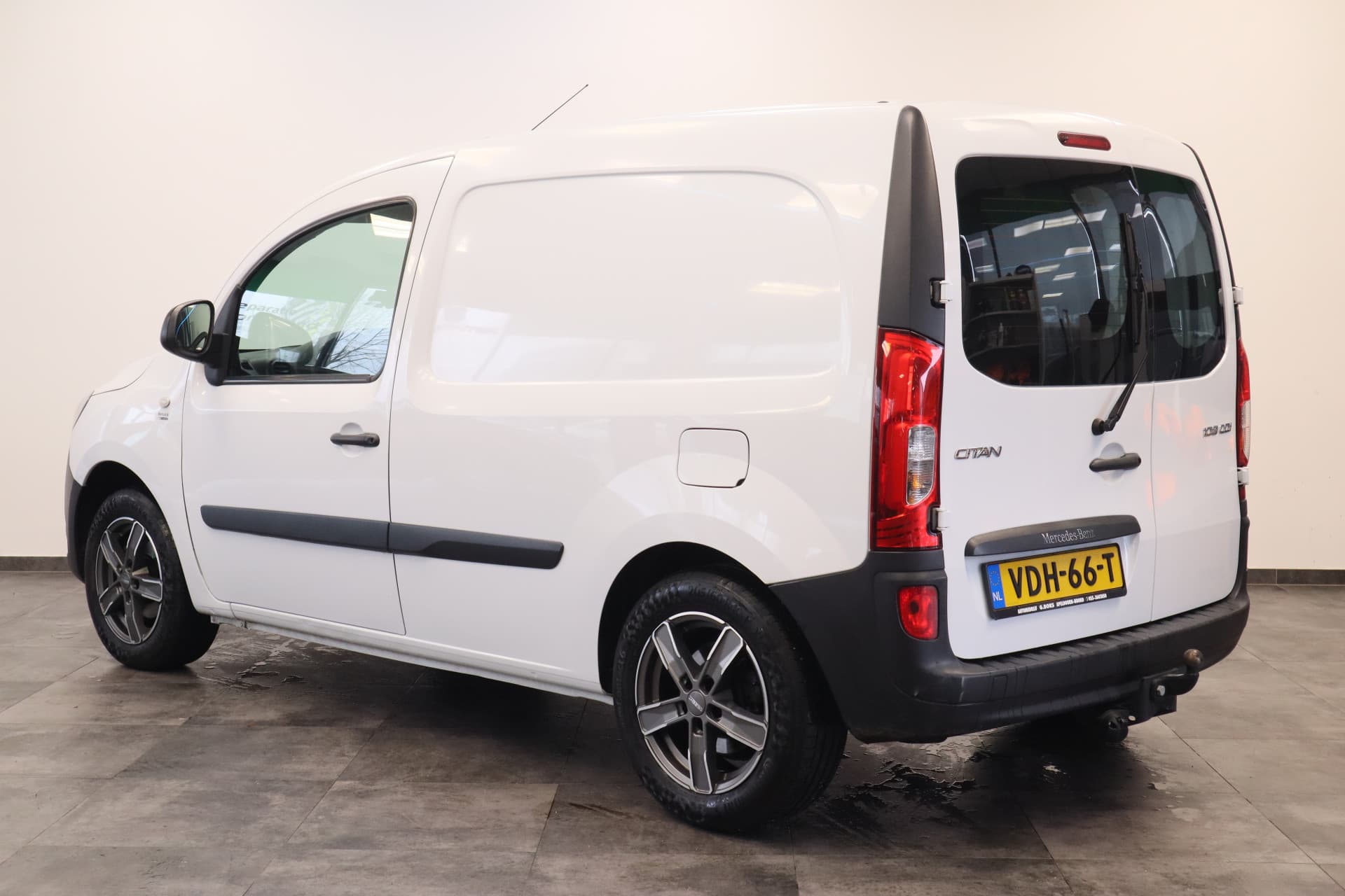 Mercedes-Benz Citan 108 CDI BlueEFFICIENCY thumbnail 3