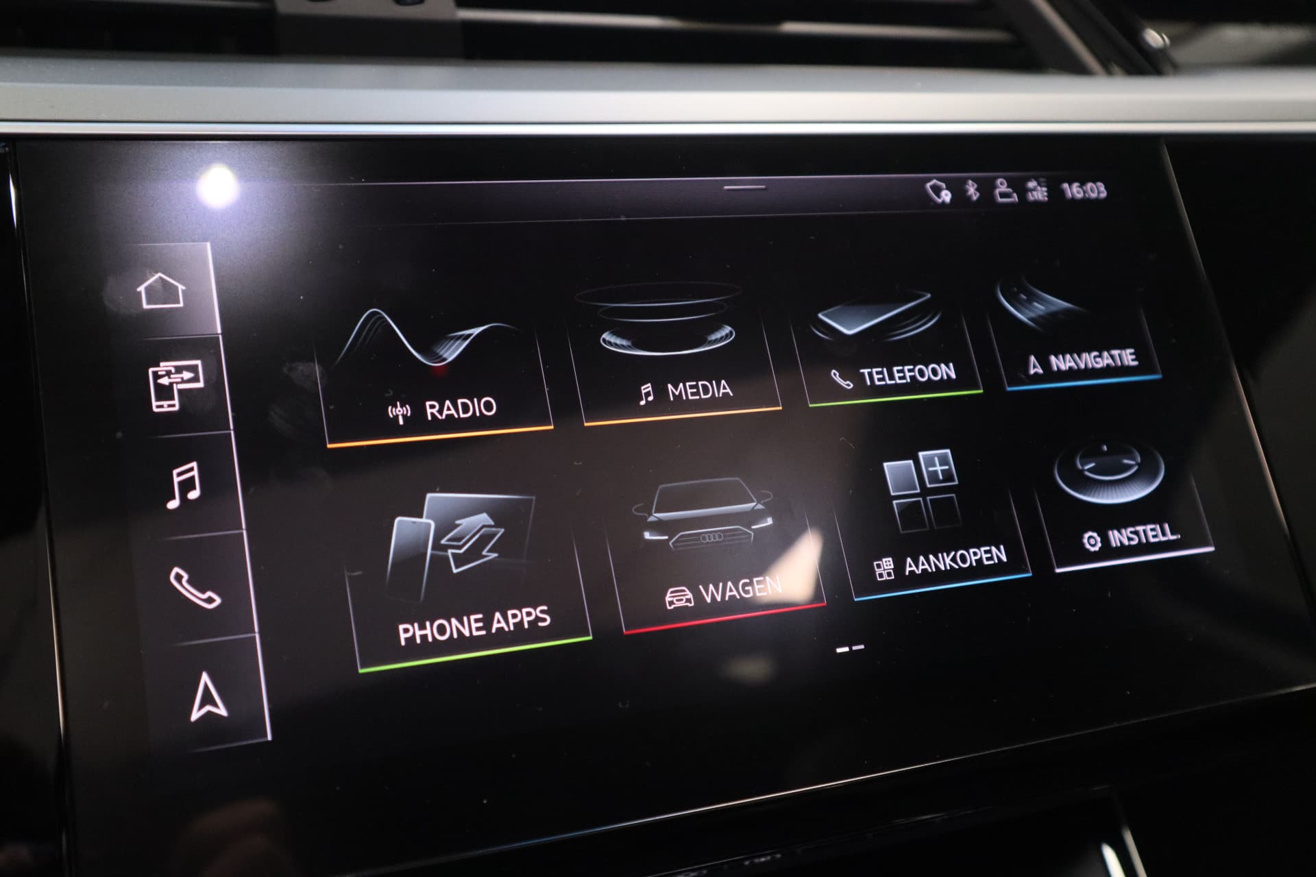 Audi E-tron e-tron 50 quattro Launch edition plus 71 kWh thumbnail 13