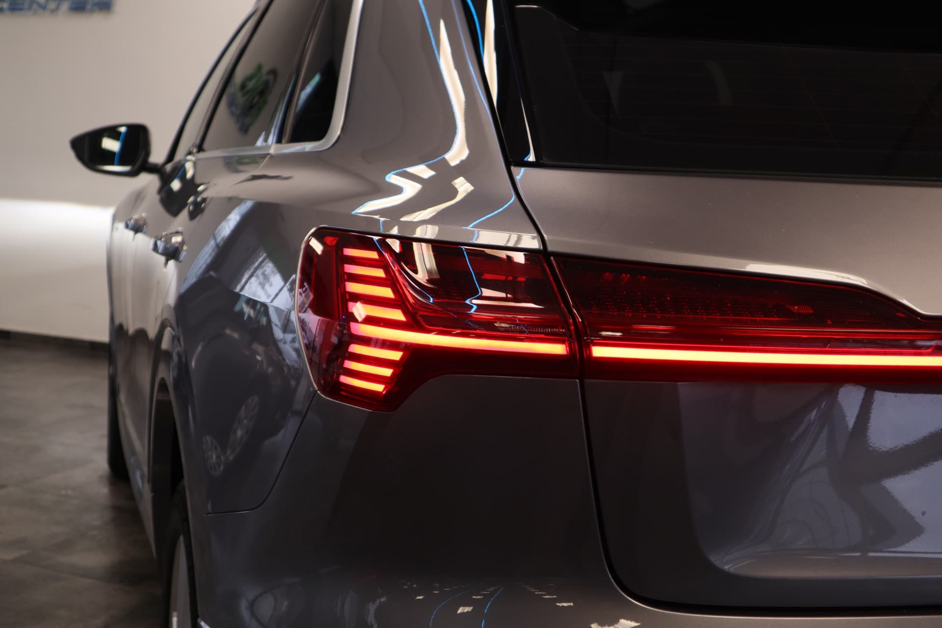 Audi E-tron e-tron 50 quattro Launch edition plus 71 kWh thumbnail 27