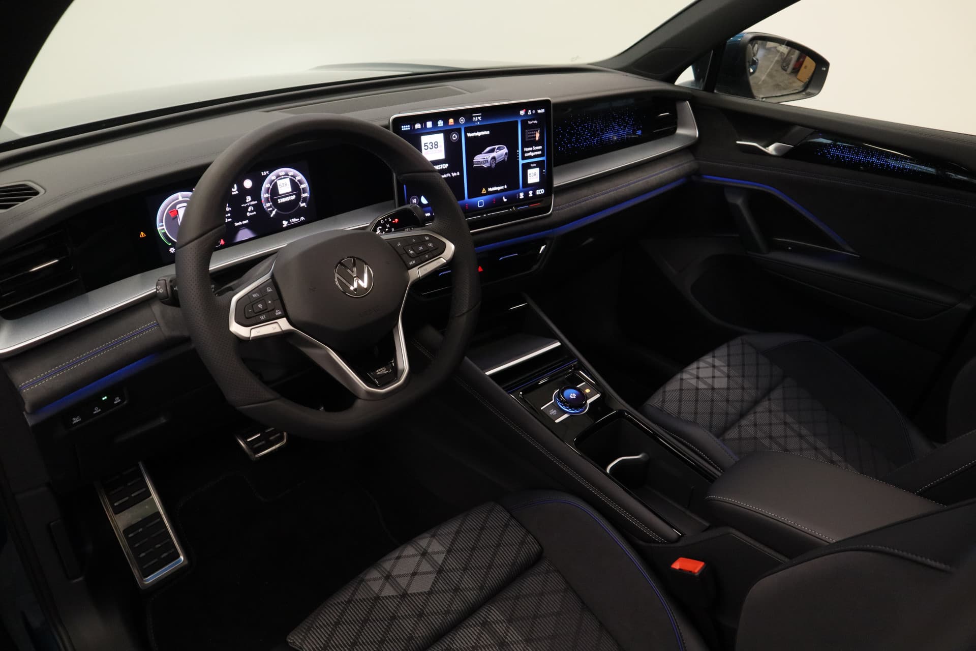 Volkswagen Tayron 1.5 eHybrid R-Line Edition thumbnail 6