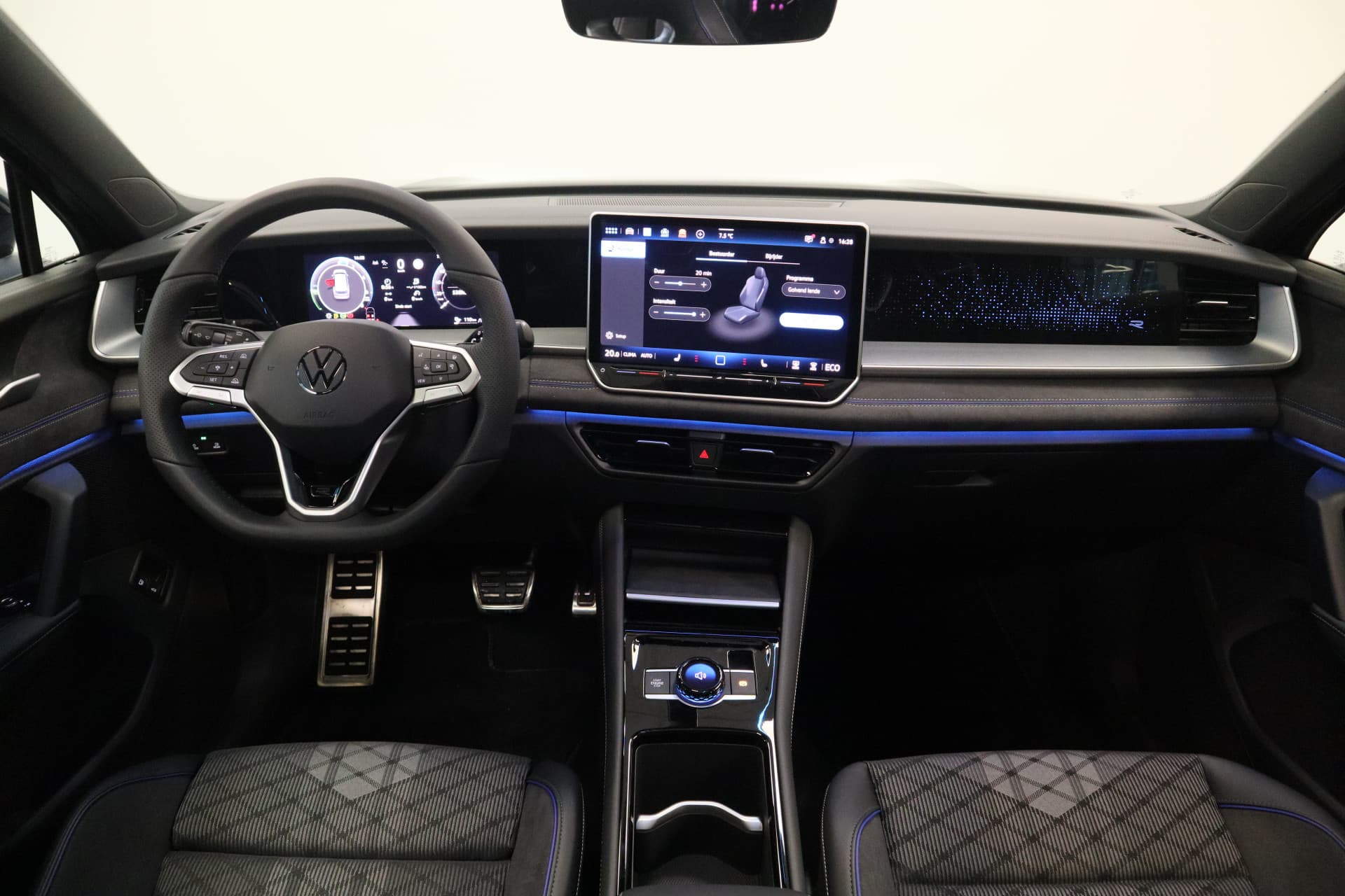 Volkswagen Tayron 1.5 eHybrid R-Line Edition thumbnail 7