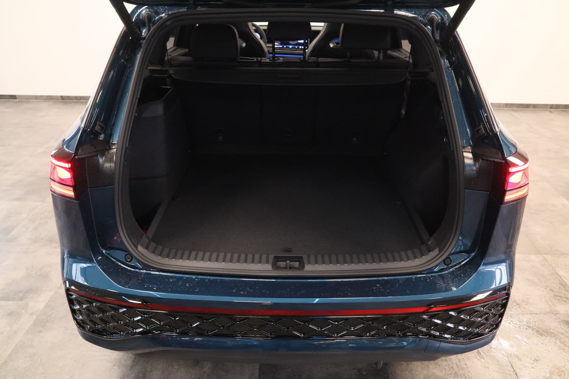 Volkswagen Tayron 1.5 eHybrid R-Line Edition thumbnail 25