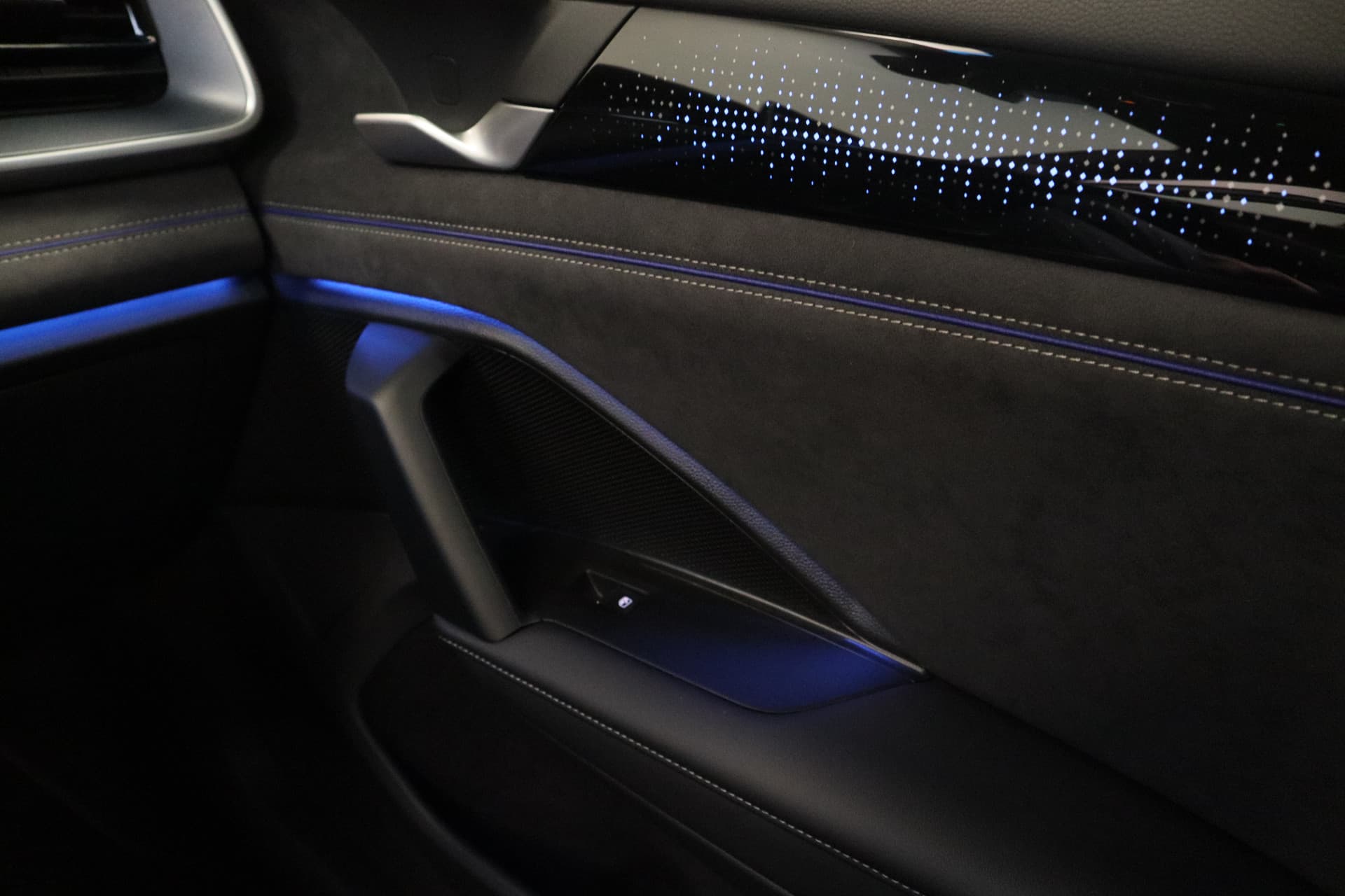 Volkswagen Tayron 1.5 eHybrid R-Line Edition thumbnail 39