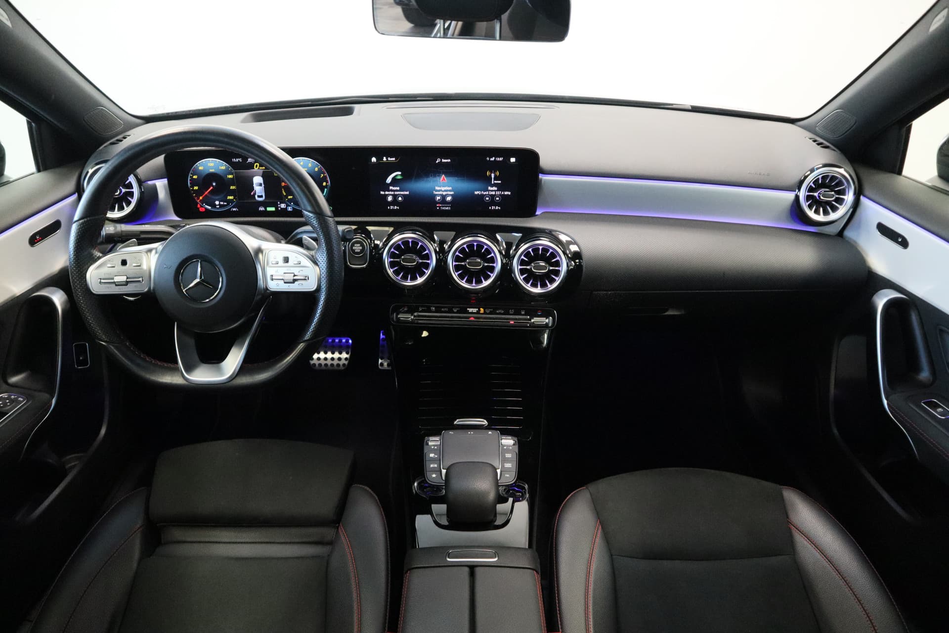 Mercedes-Benz A-Klasse 250 e Premium Plus thumbnail 6