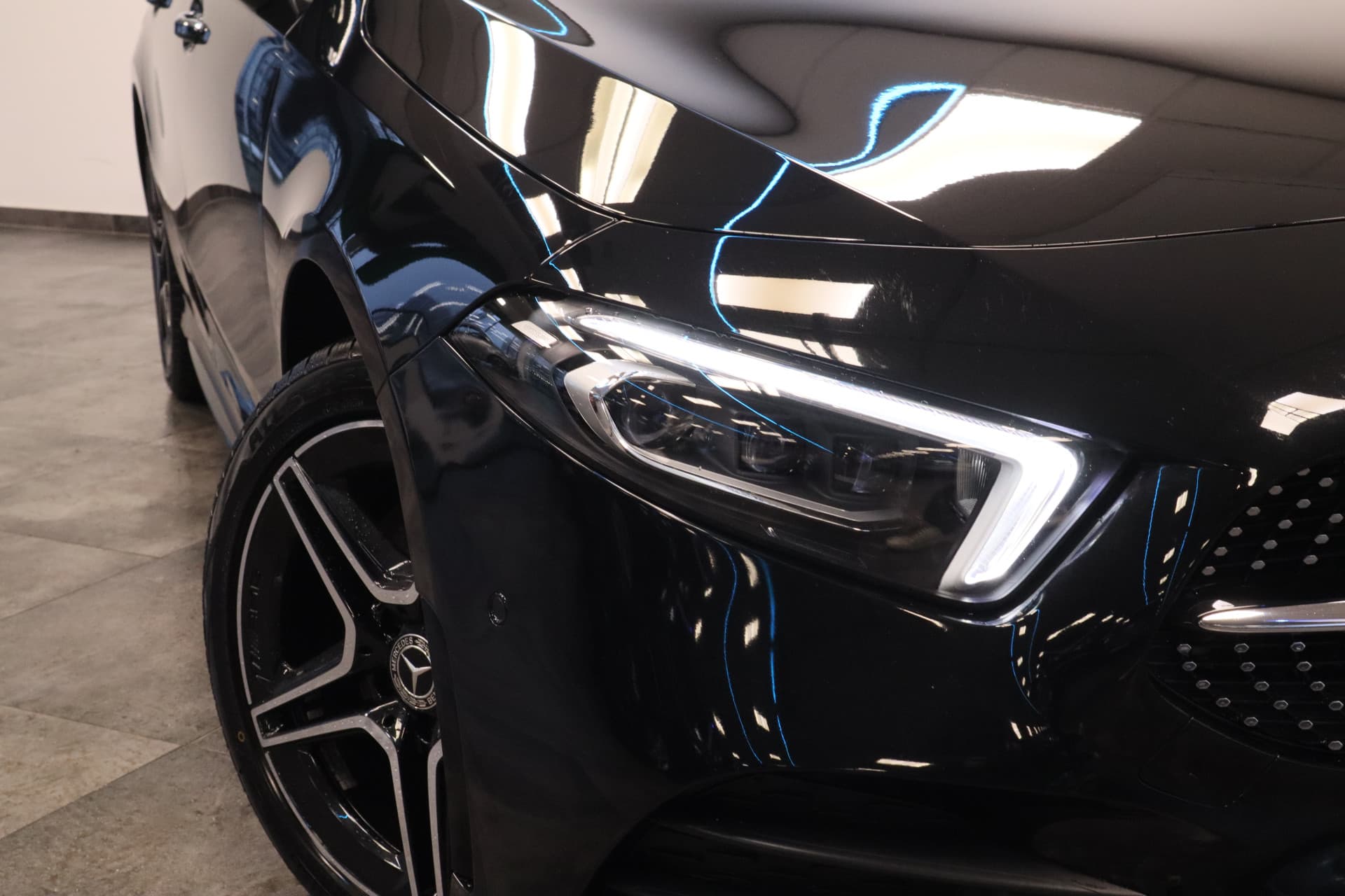 Mercedes-Benz A-Klasse 250 e Premium Plus thumbnail 25