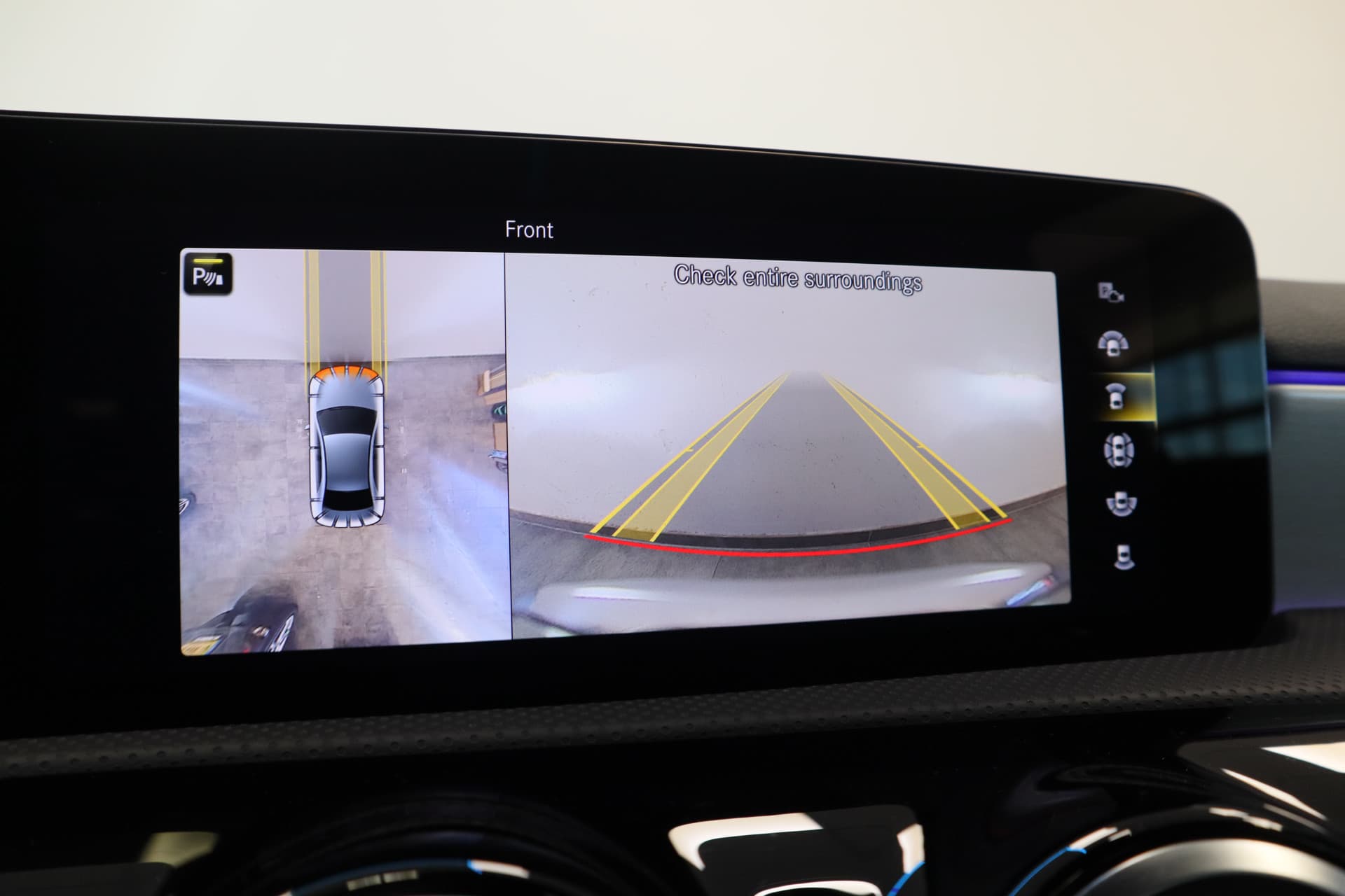 Mercedes-Benz A-Klasse 250 e Premium Plus thumbnail 17