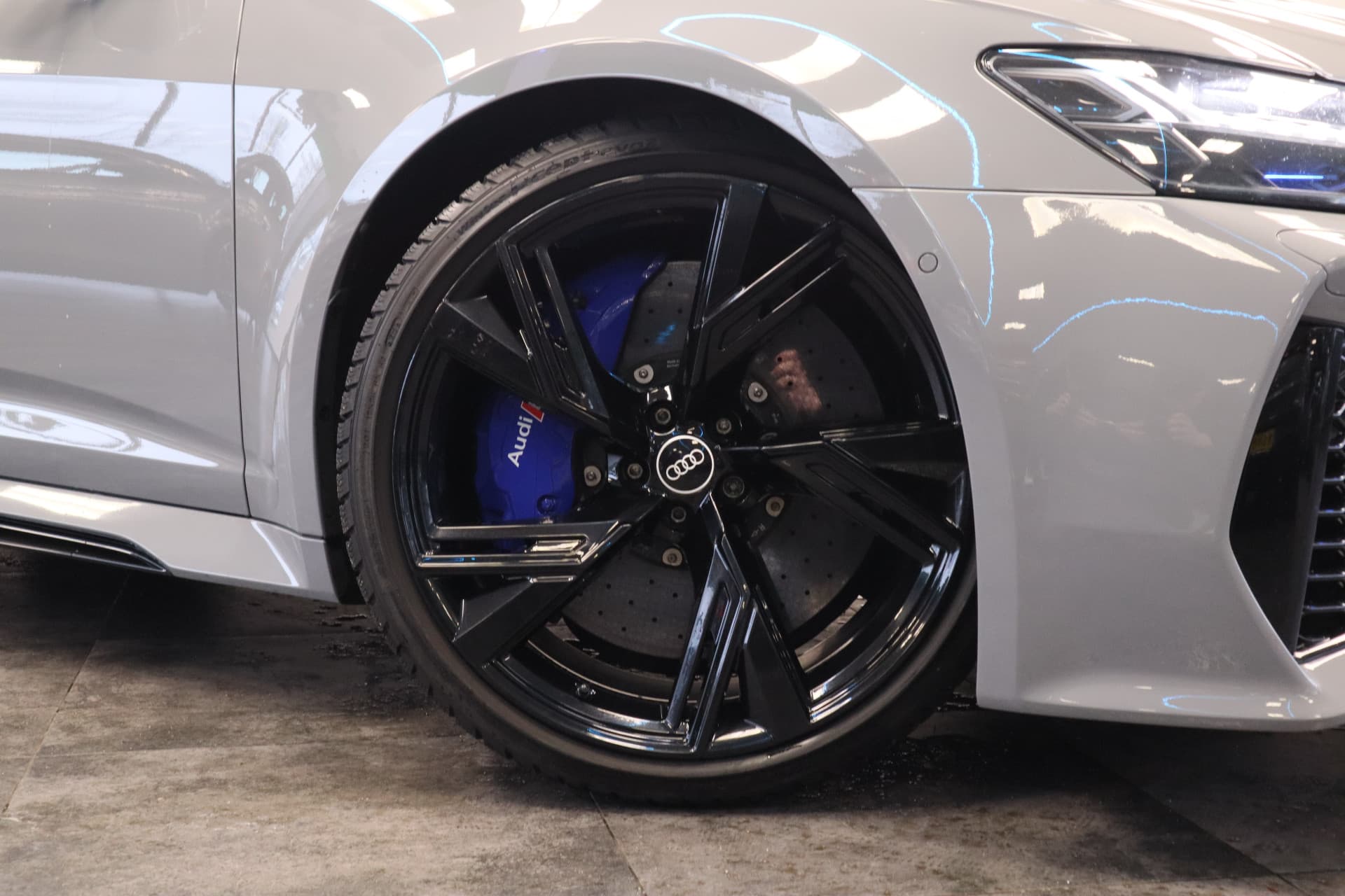 Audi RS6 A6 Avant TFSI Quattro thumbnail 4