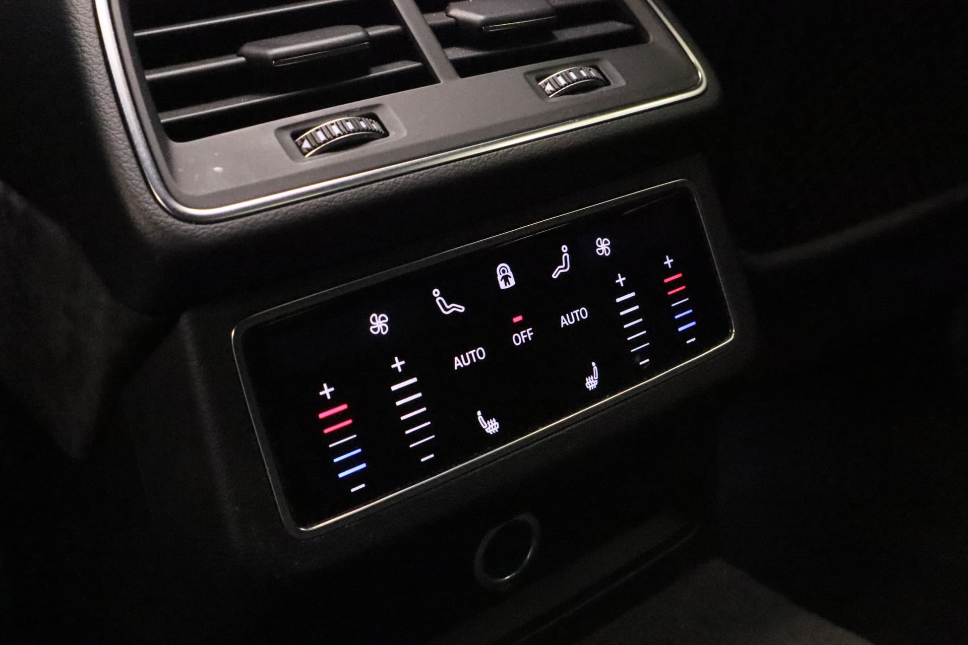 Audi RS6 A6 Avant TFSI Quattro thumbnail 32