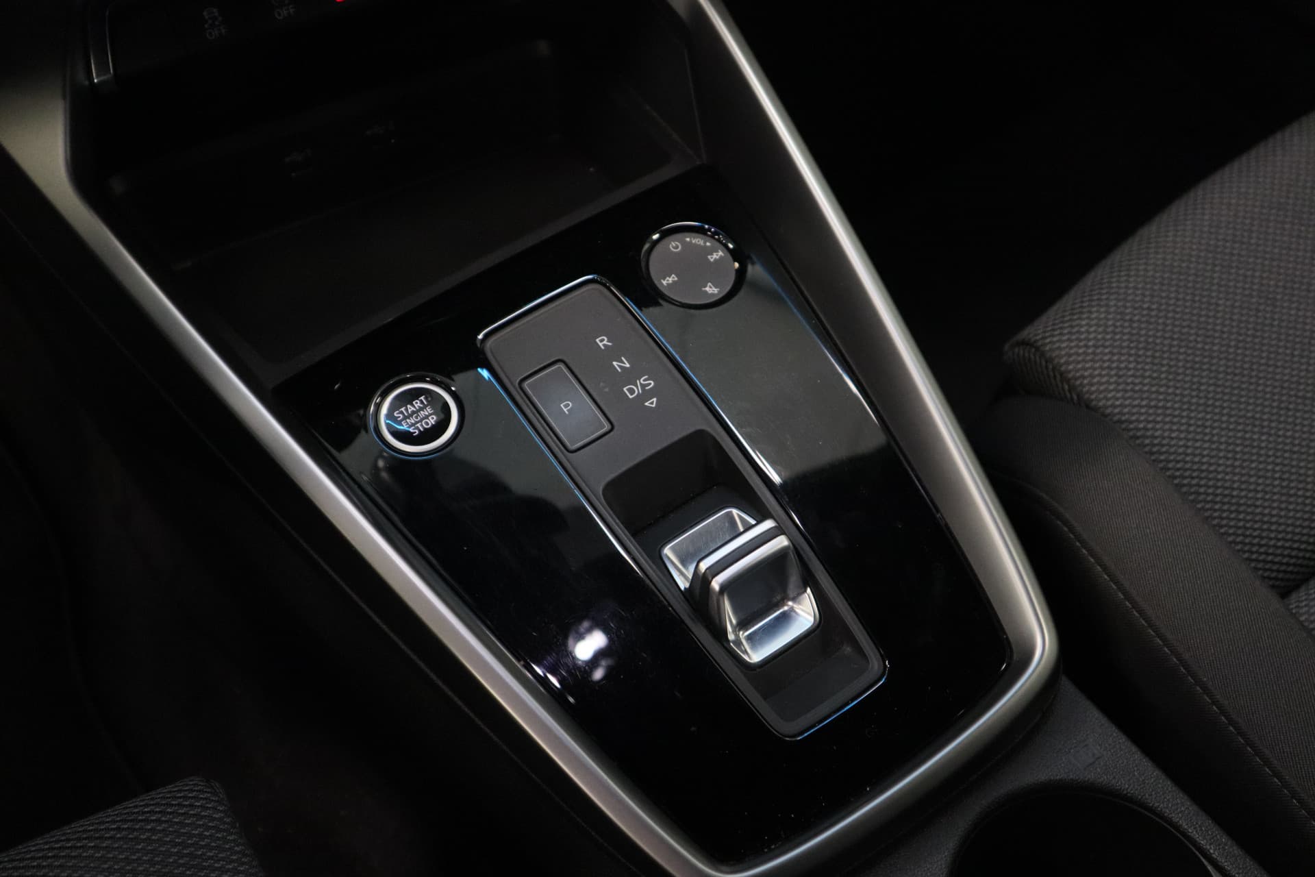 Audi A3 Sportback 30 TFSI Advanced edition thumbnail 11