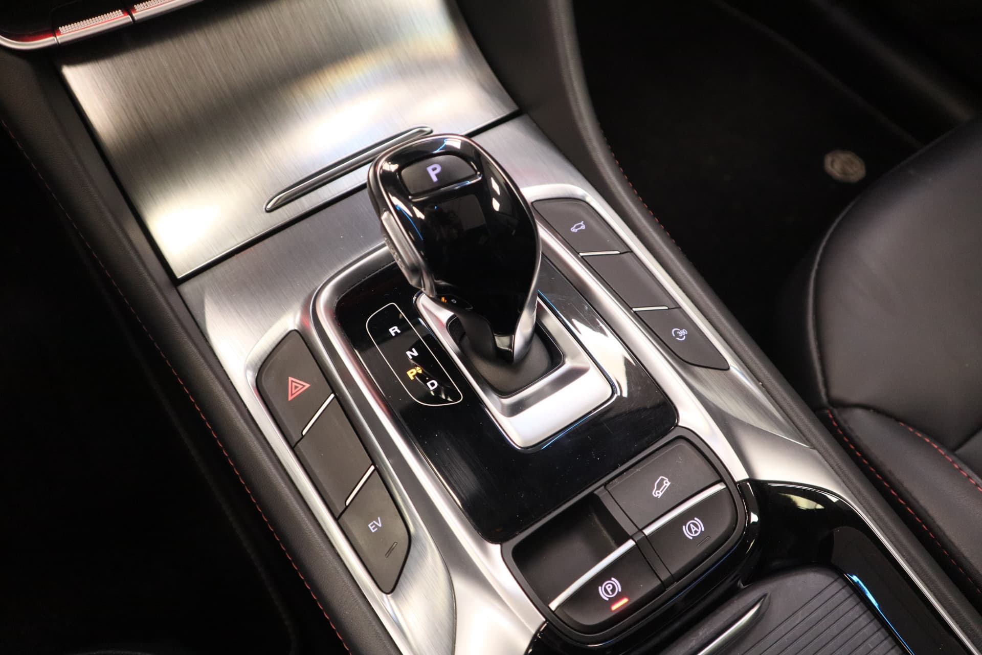 MG EHS 1.5 TGDI Luxury thumbnail 11