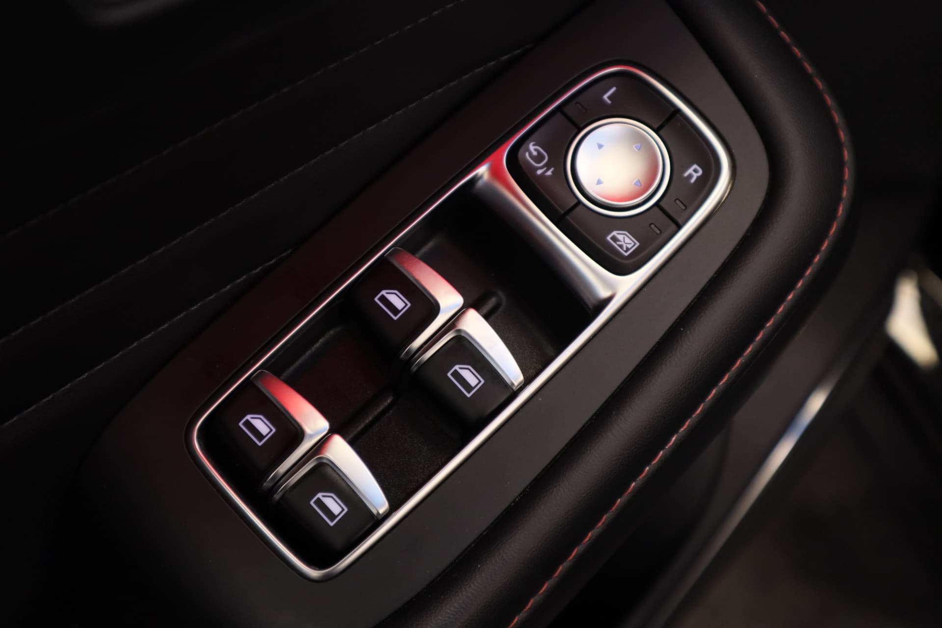 MG EHS 1.5 TGDI Luxury thumbnail 13