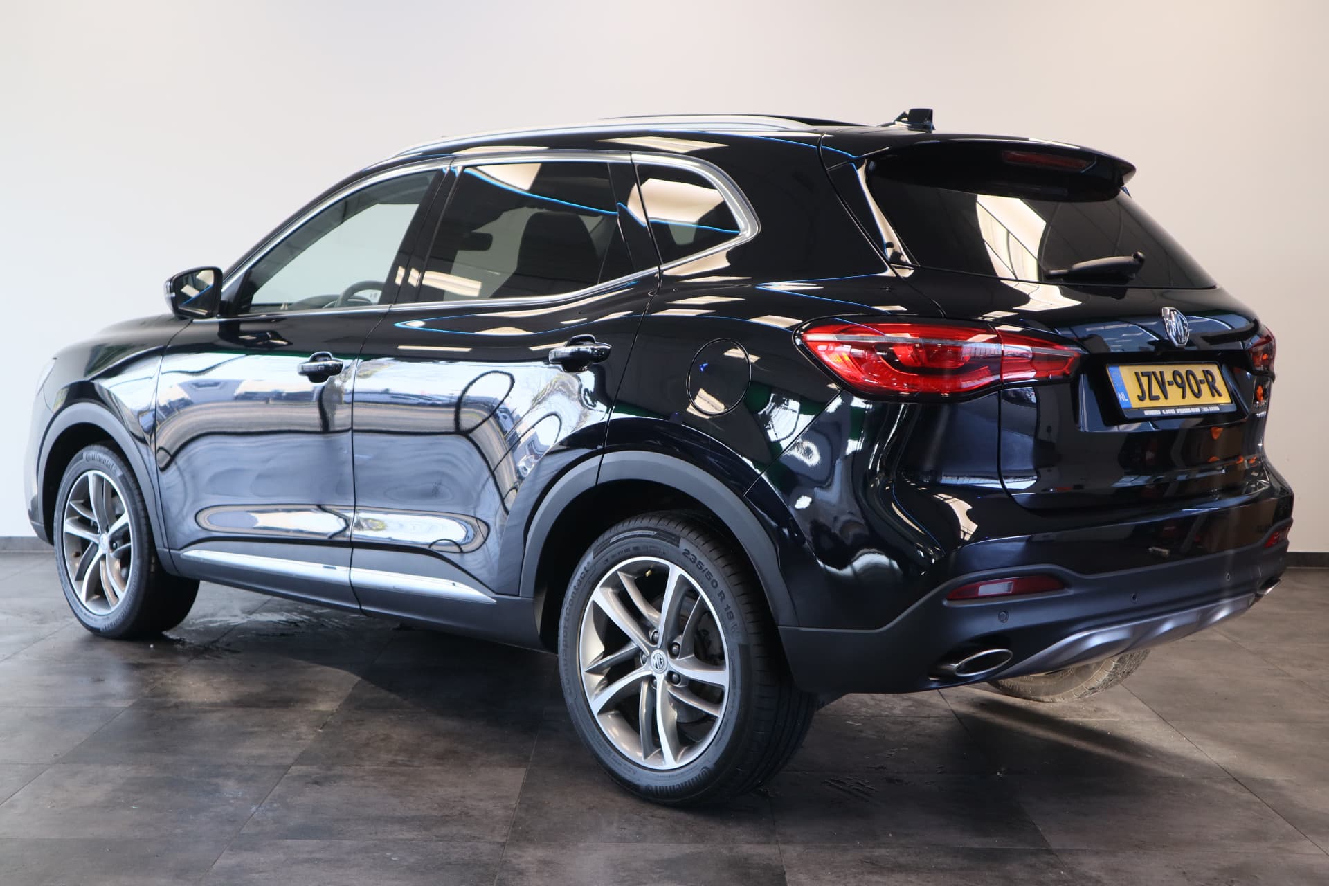 MG EHS 1.5 TGDI Luxury thumbnail 3