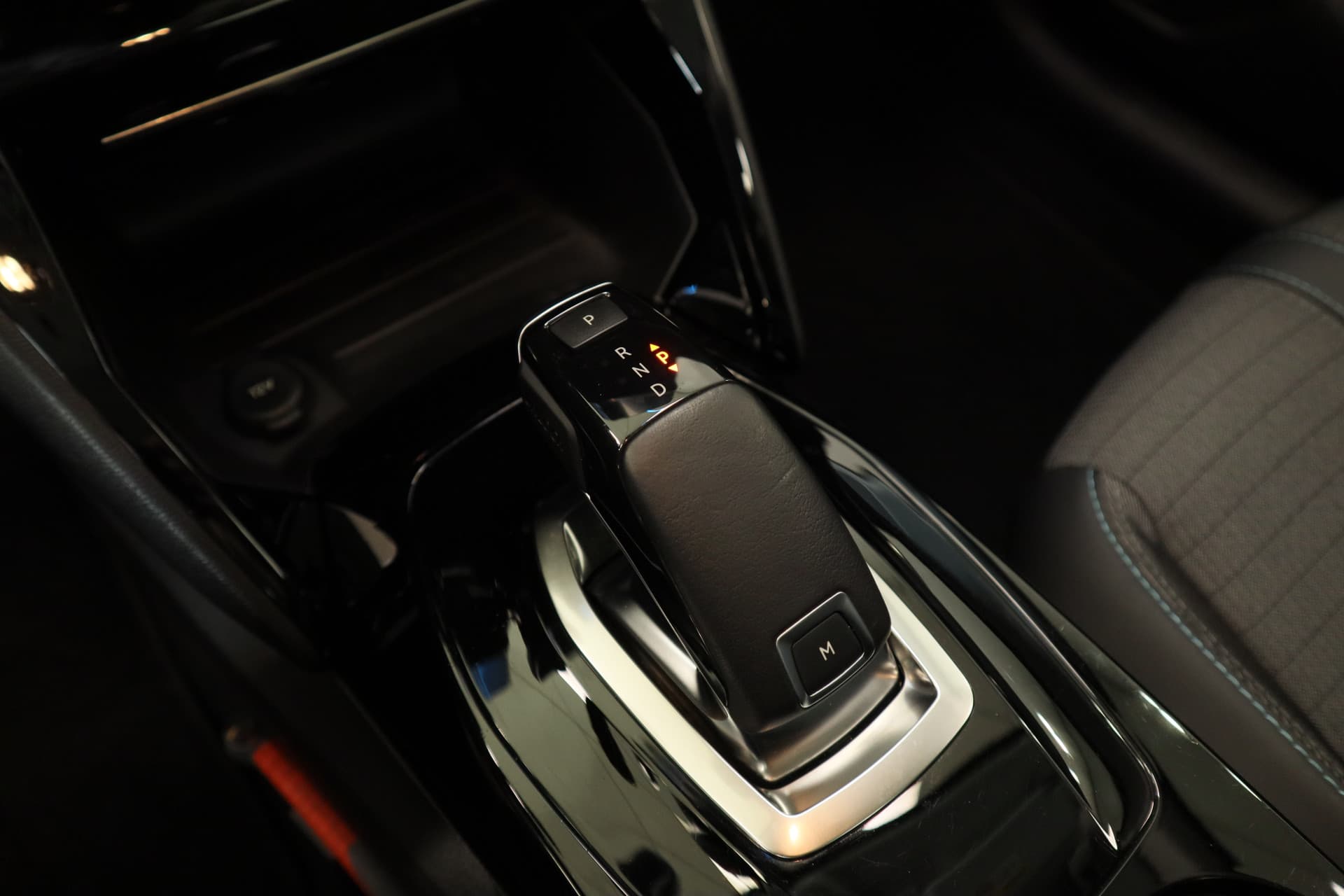 Peugeot 208 1.2 PureTech Allure thumbnail 12