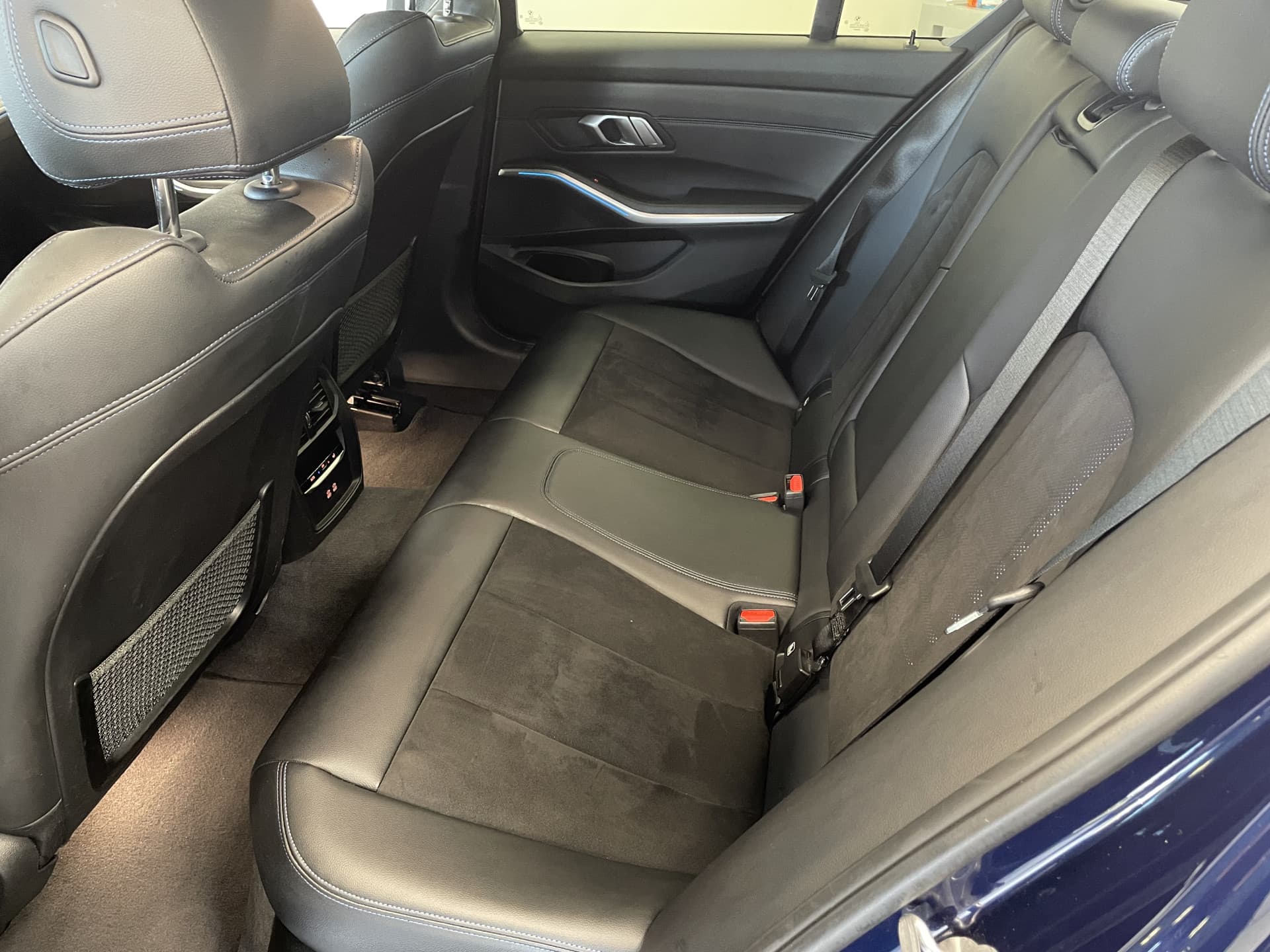 BMW 3 Serie 320e High Executive thumbnail 18