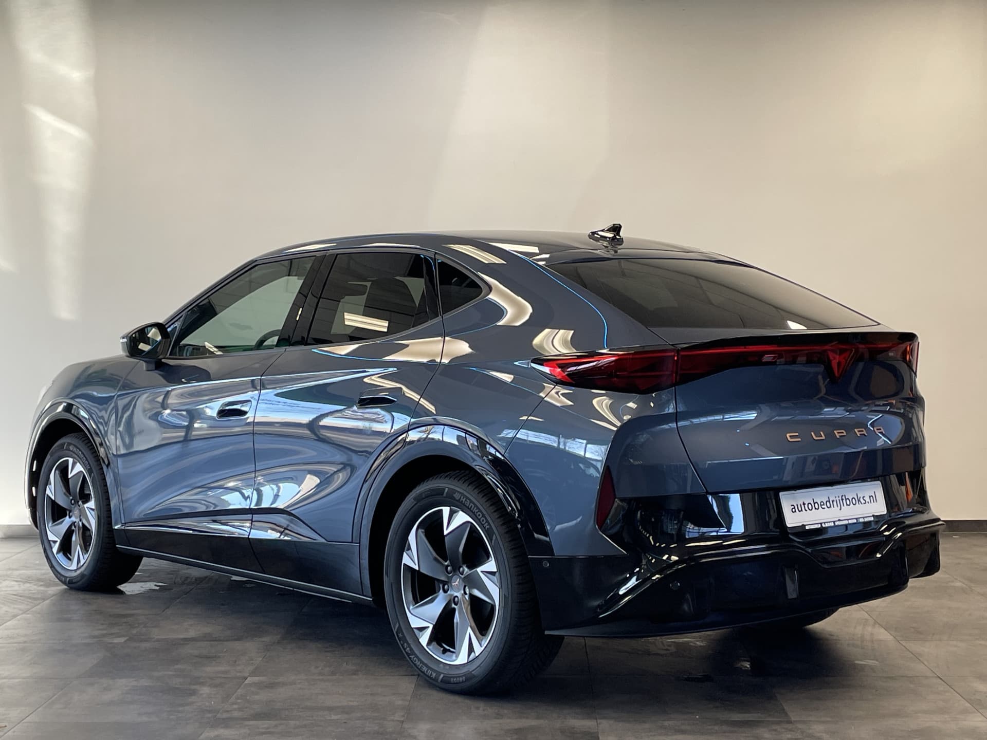 CUPRA Tavascan Endurance thumbnail 3