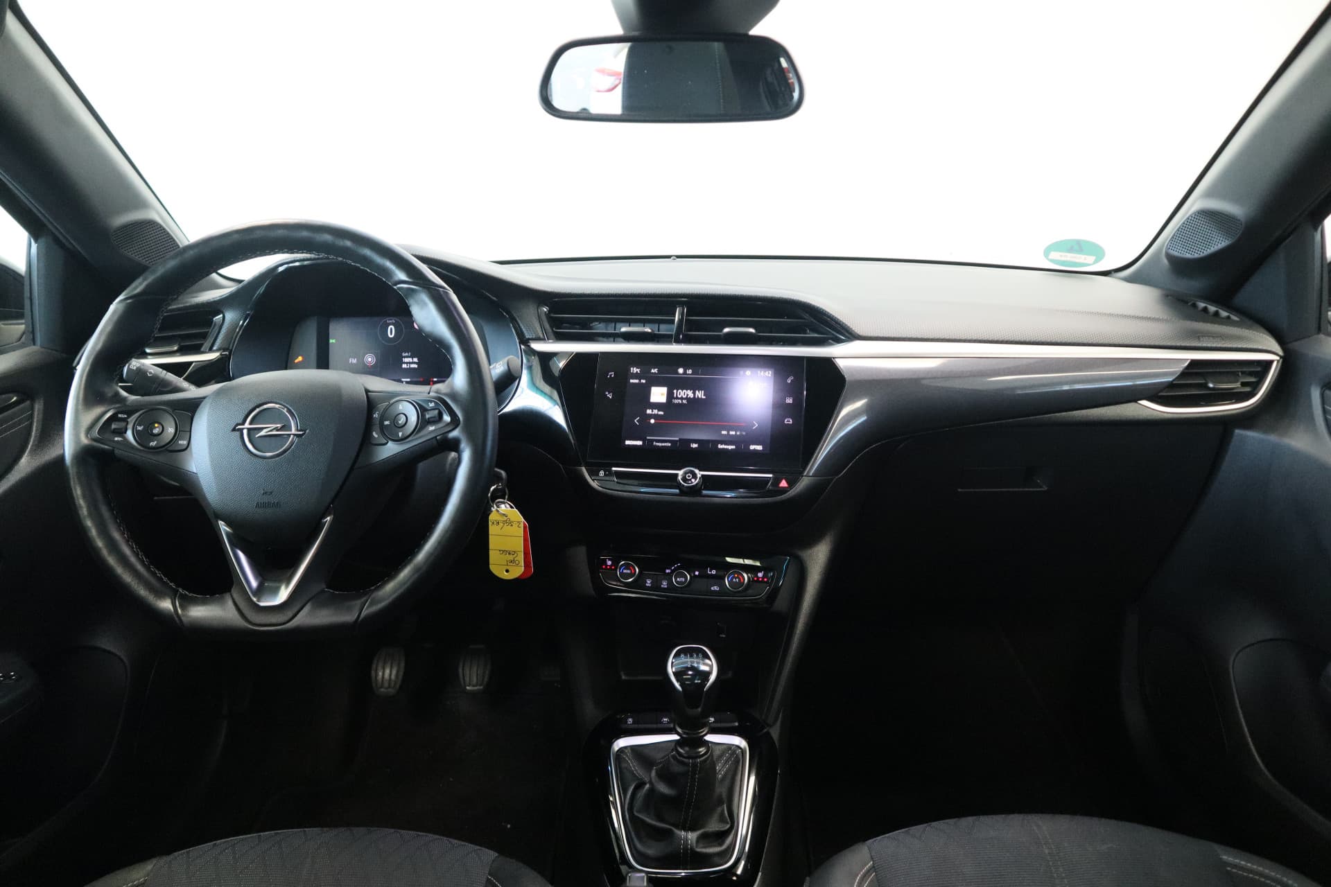 Opel Corsa 1.2 Level 3 thumbnail 6