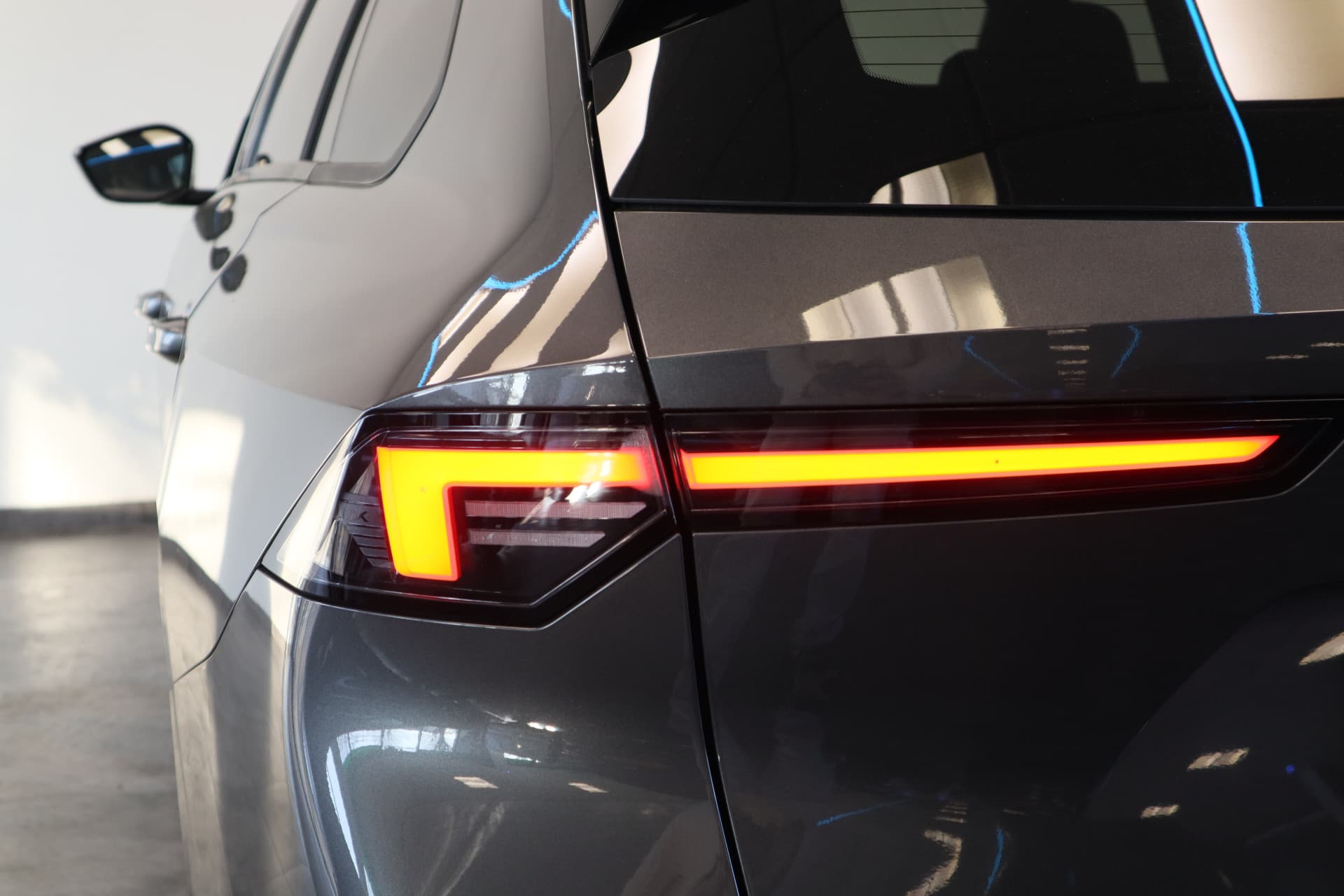 Opel Astra Sports Tourer 1.2 Turbo Hybrid GS thumbnail 23