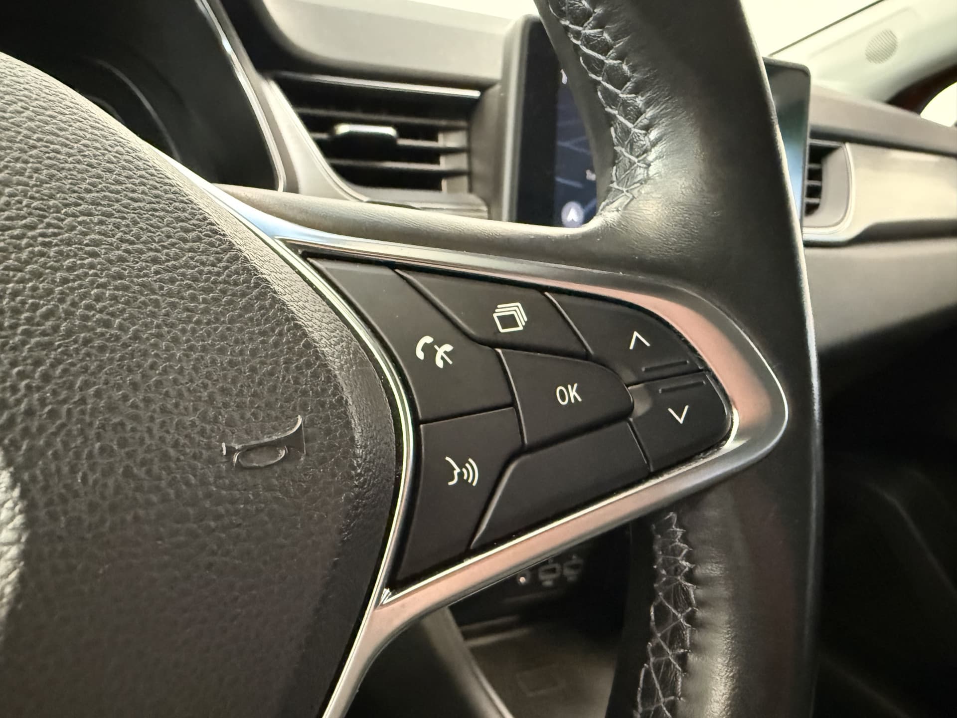 Renault Captur 1.3 TCe 130 Intens thumbnail 11