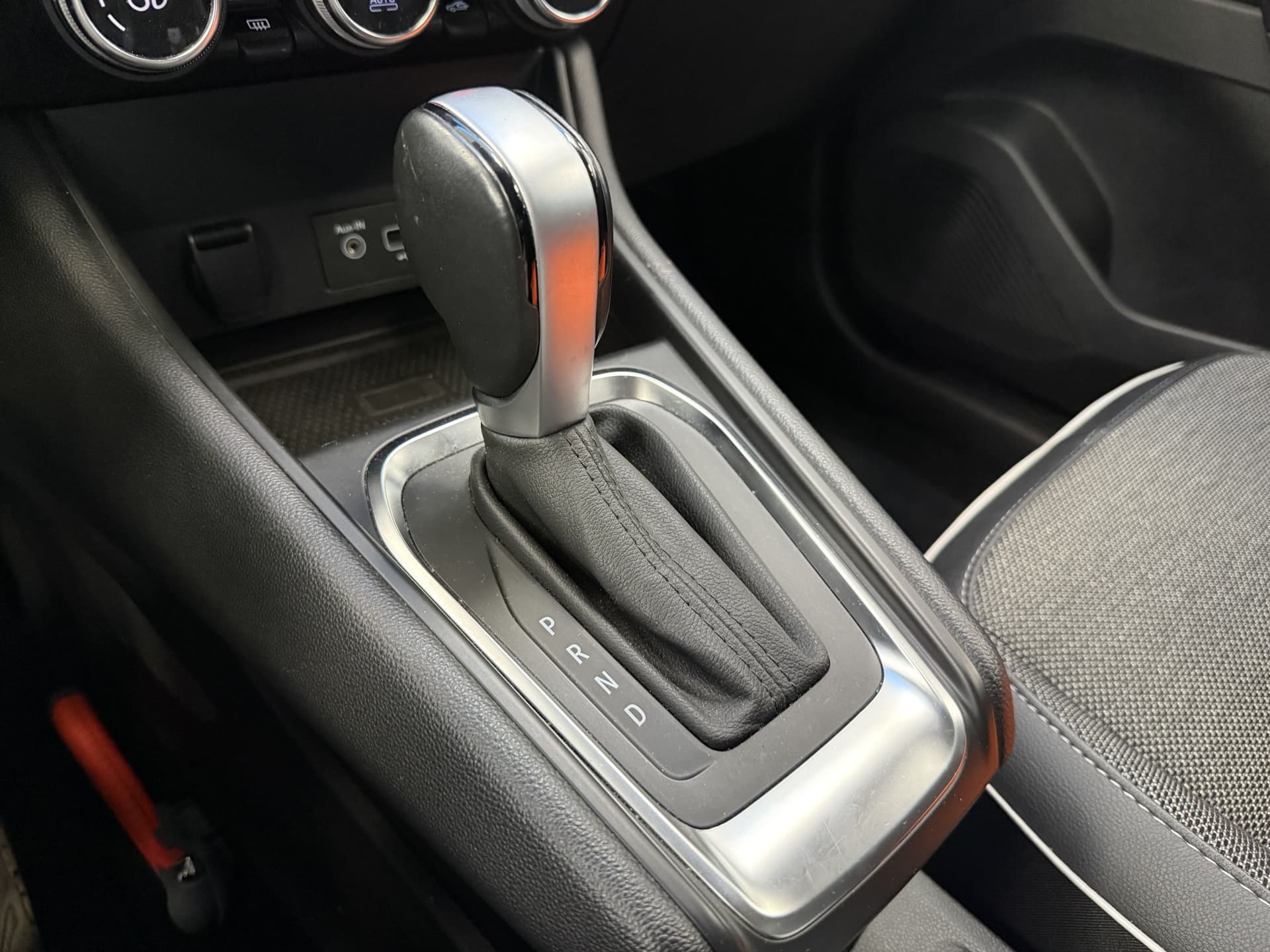 Renault Captur 1.3 TCe 130 Intens thumbnail 13