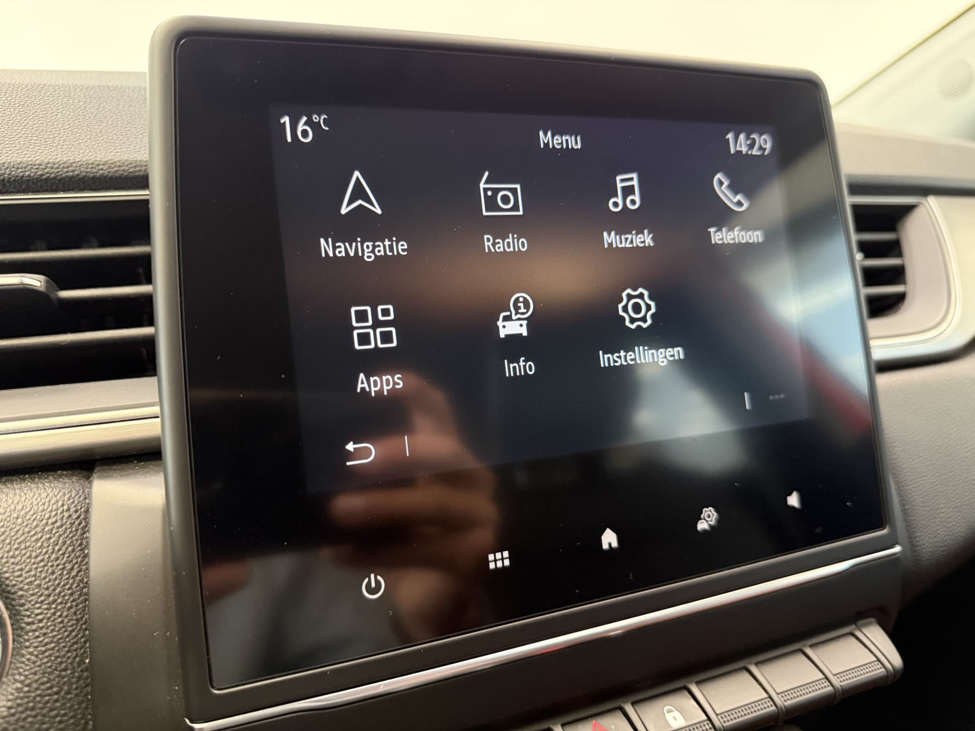 Renault Captur 1.3 TCe 130 Intens thumbnail 22