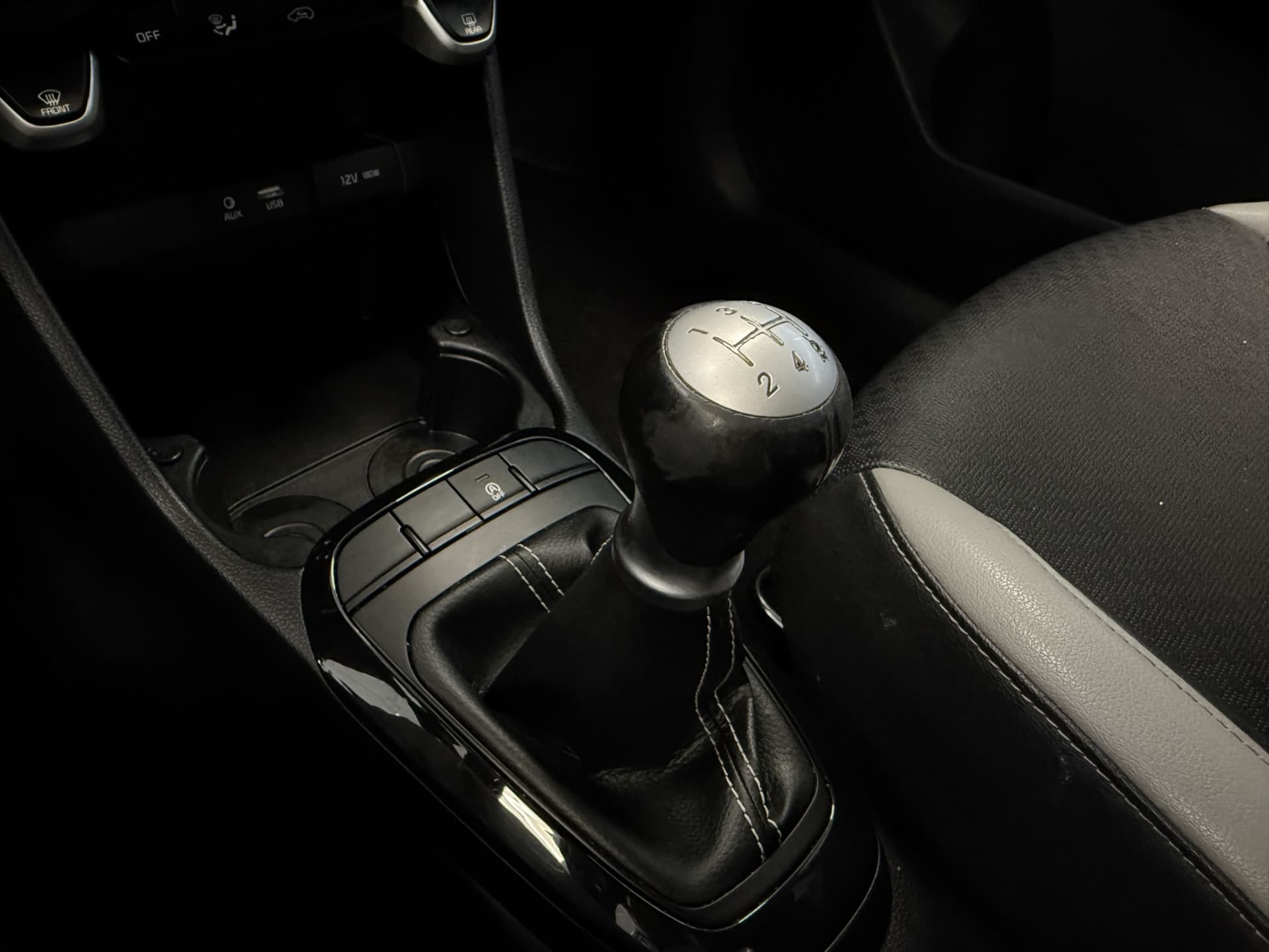 Kia Picanto 1.0 CVVT Design Edition thumbnail 11