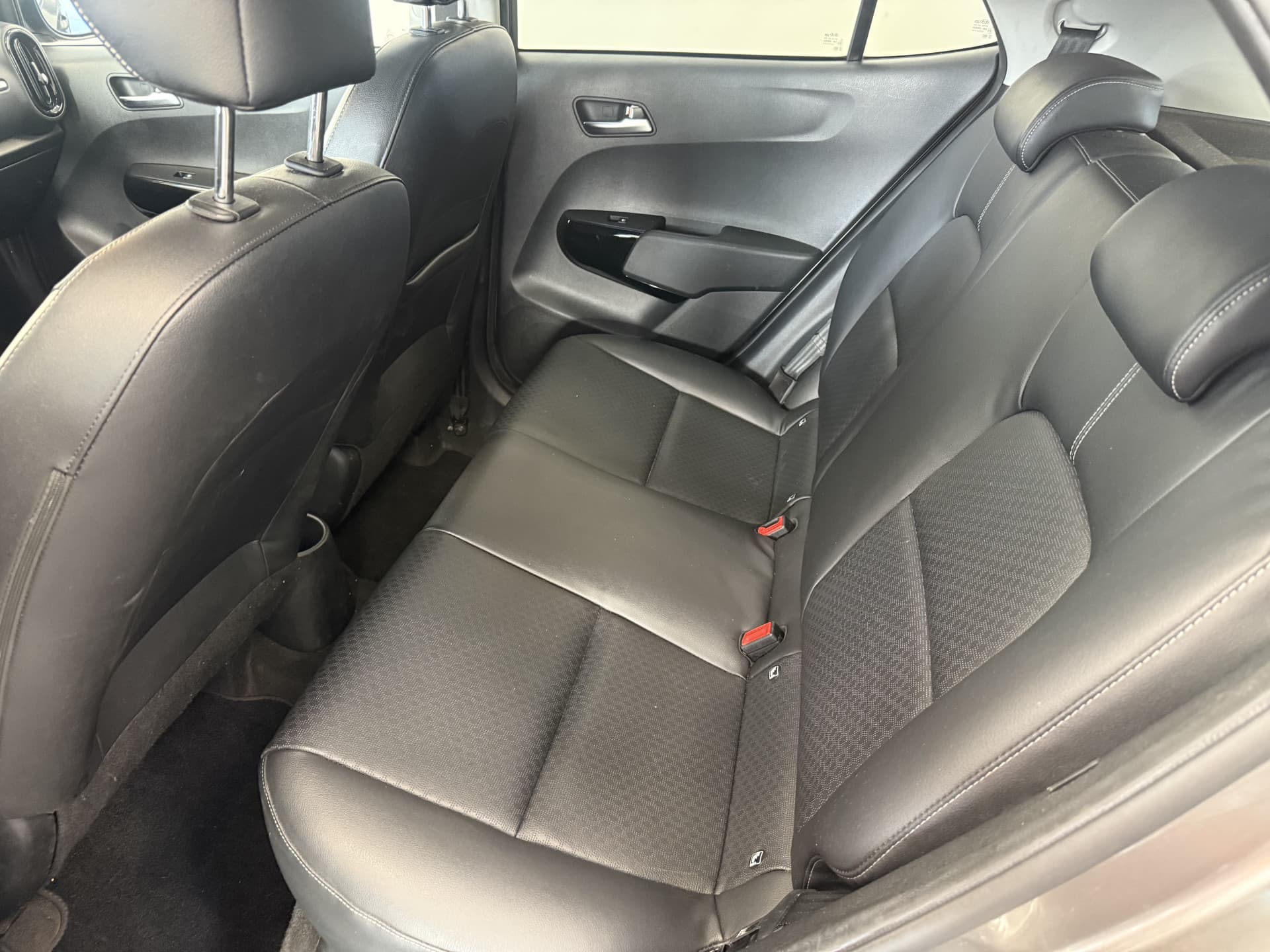 Kia Picanto 1.0 CVVT Design Edition thumbnail 12