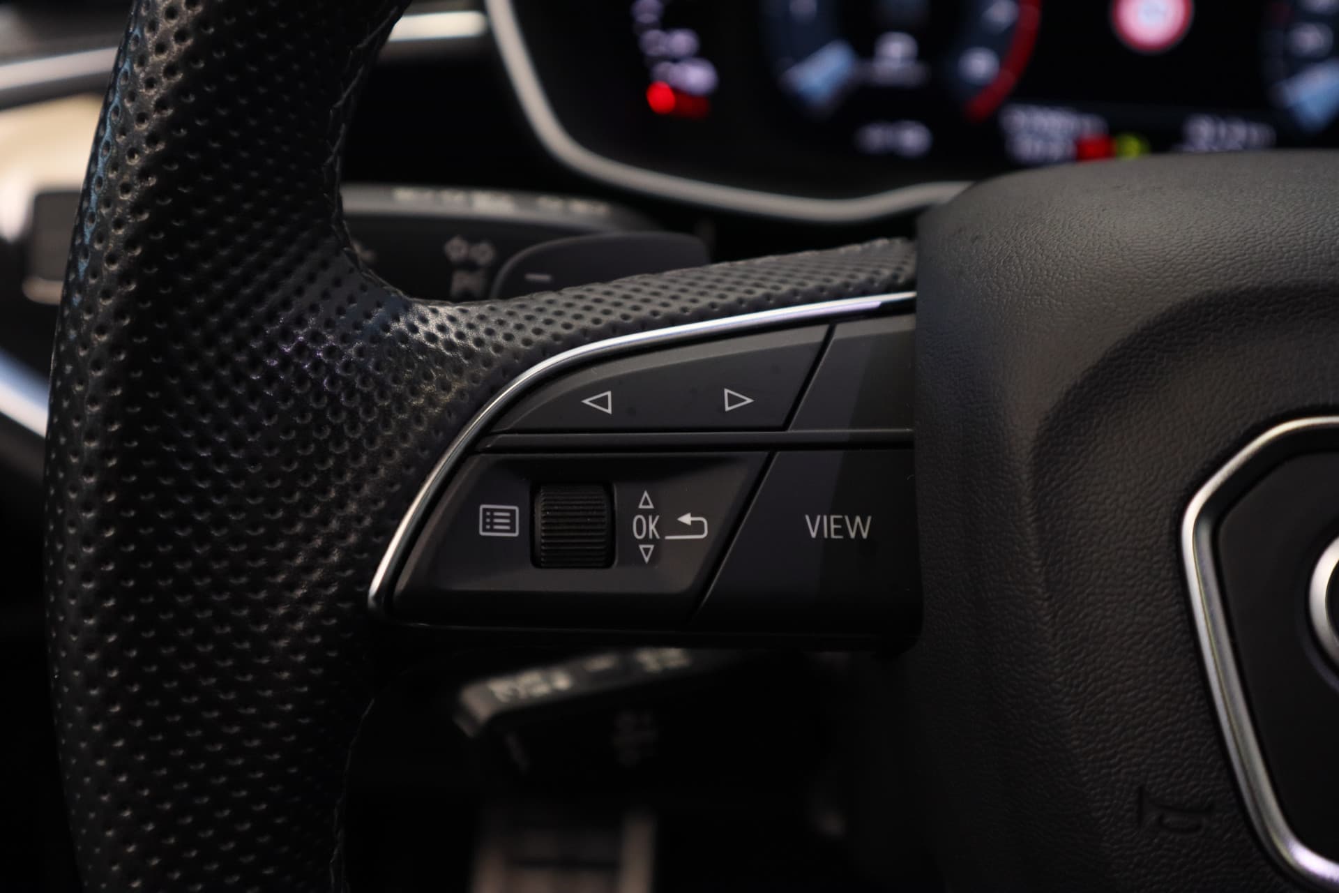 Audi Q3 Sportback 45 TFSI e S Edition thumbnail 7