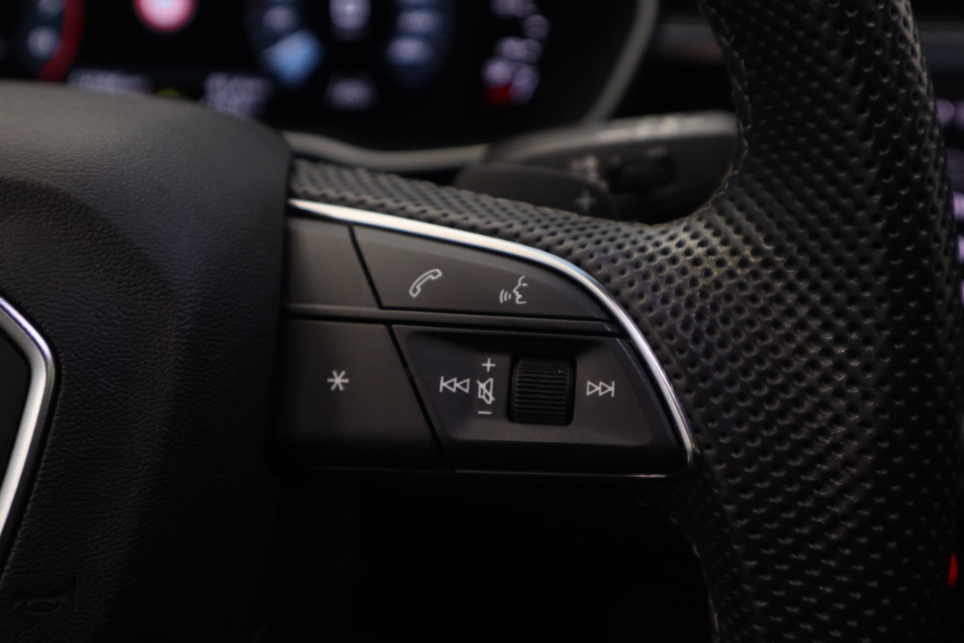 Audi Q3 Sportback 45 TFSI e S Edition thumbnail 8