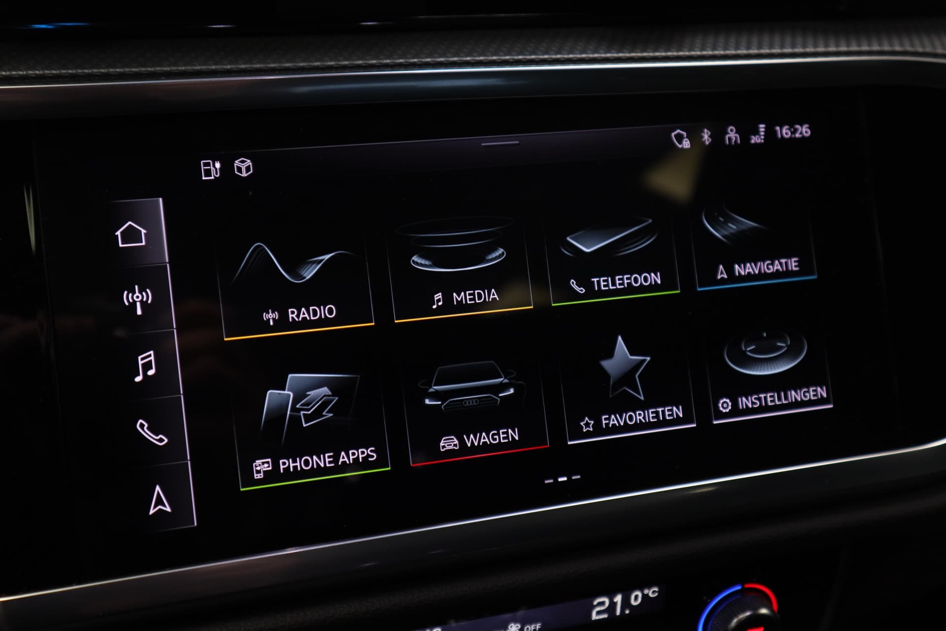 Audi Q3 Sportback 45 TFSI e S Edition thumbnail 15