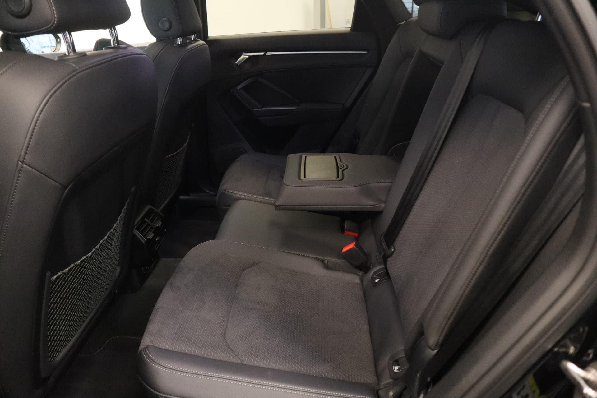 Audi Q3 Sportback 45 TFSI e S Edition thumbnail 22