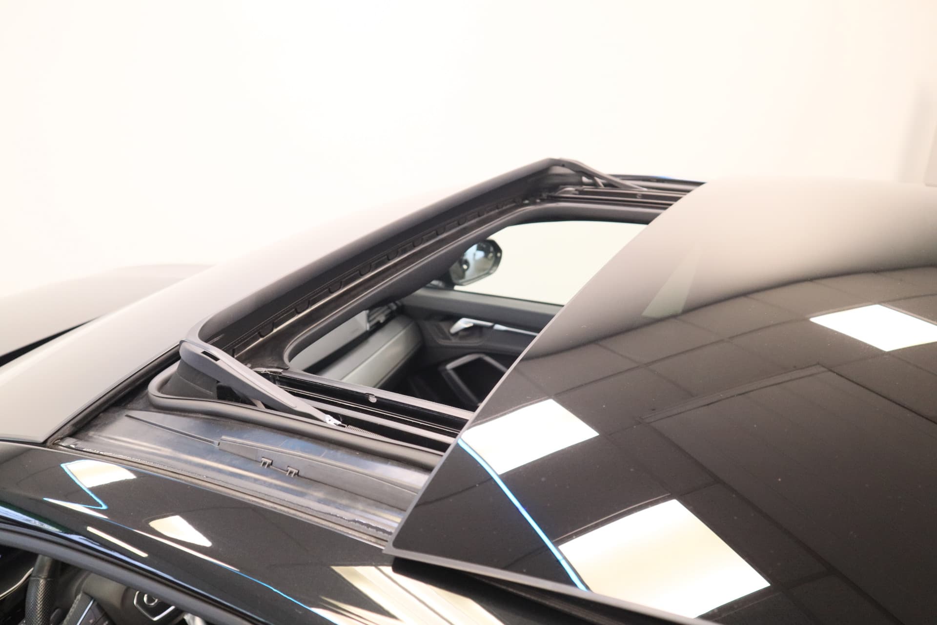 Audi Q3 Sportback 45 TFSI e S Edition thumbnail 25